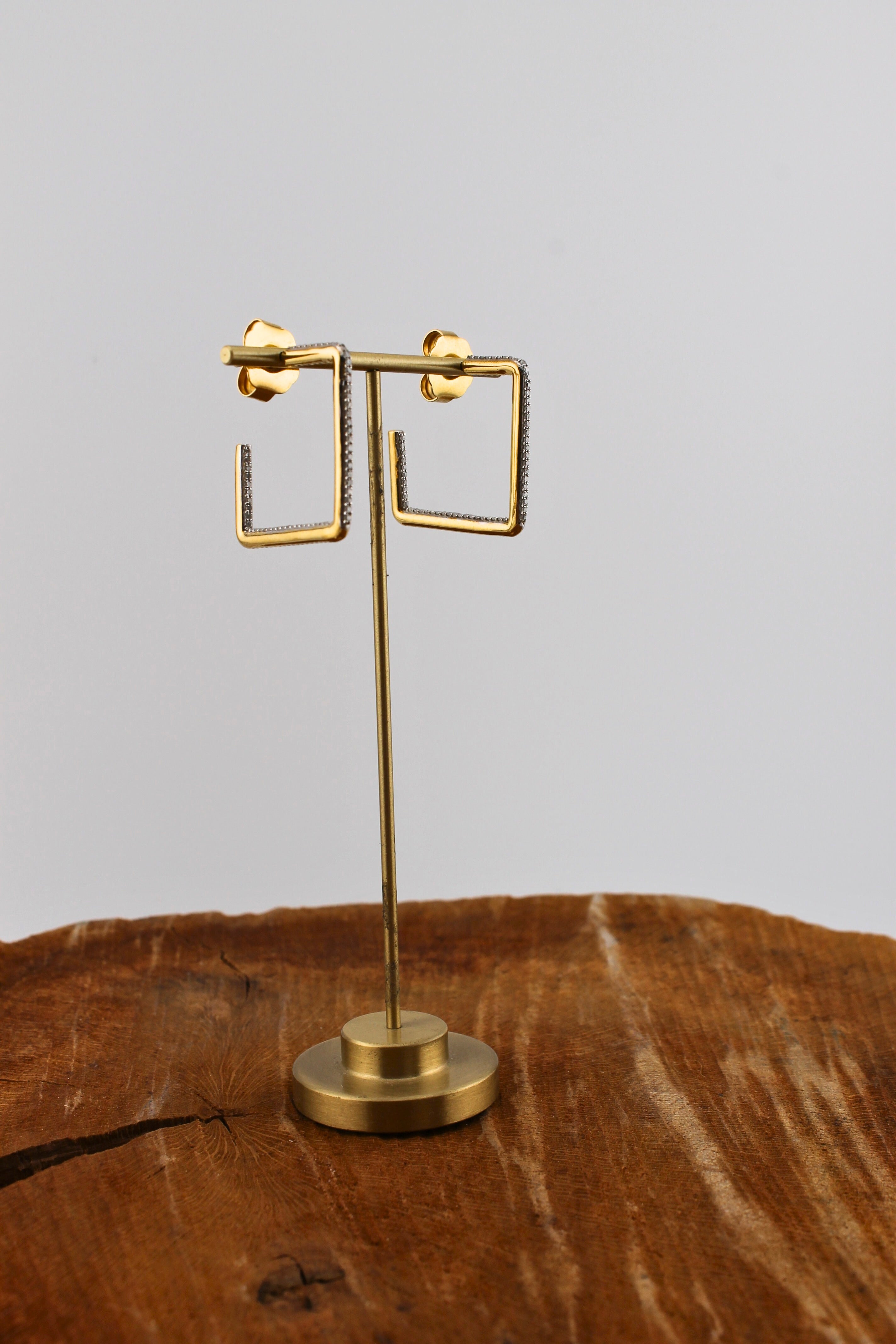 Square Pave Diamond Earrings (y10568B)