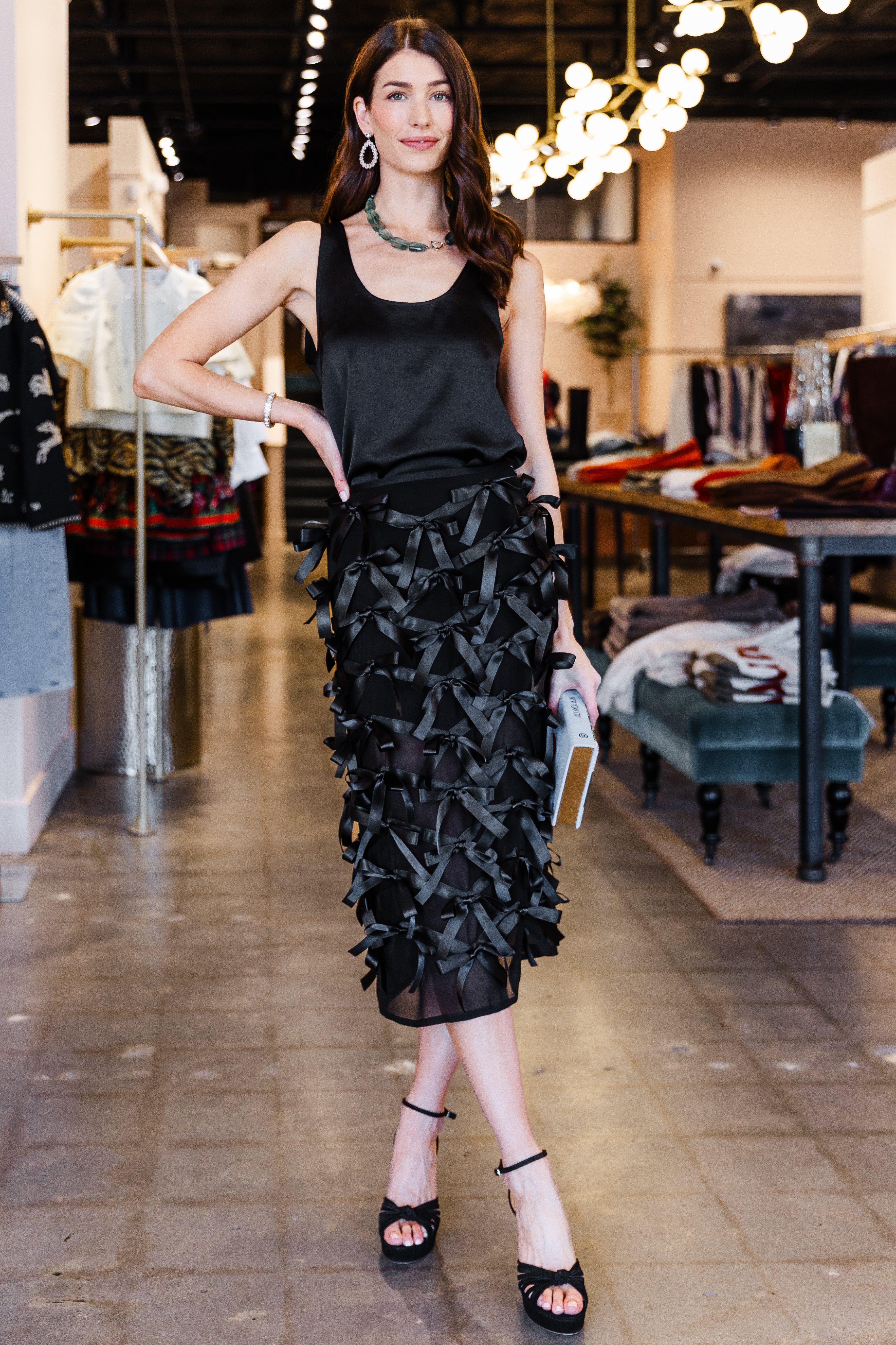 Isola Scoopneck Tank - Black