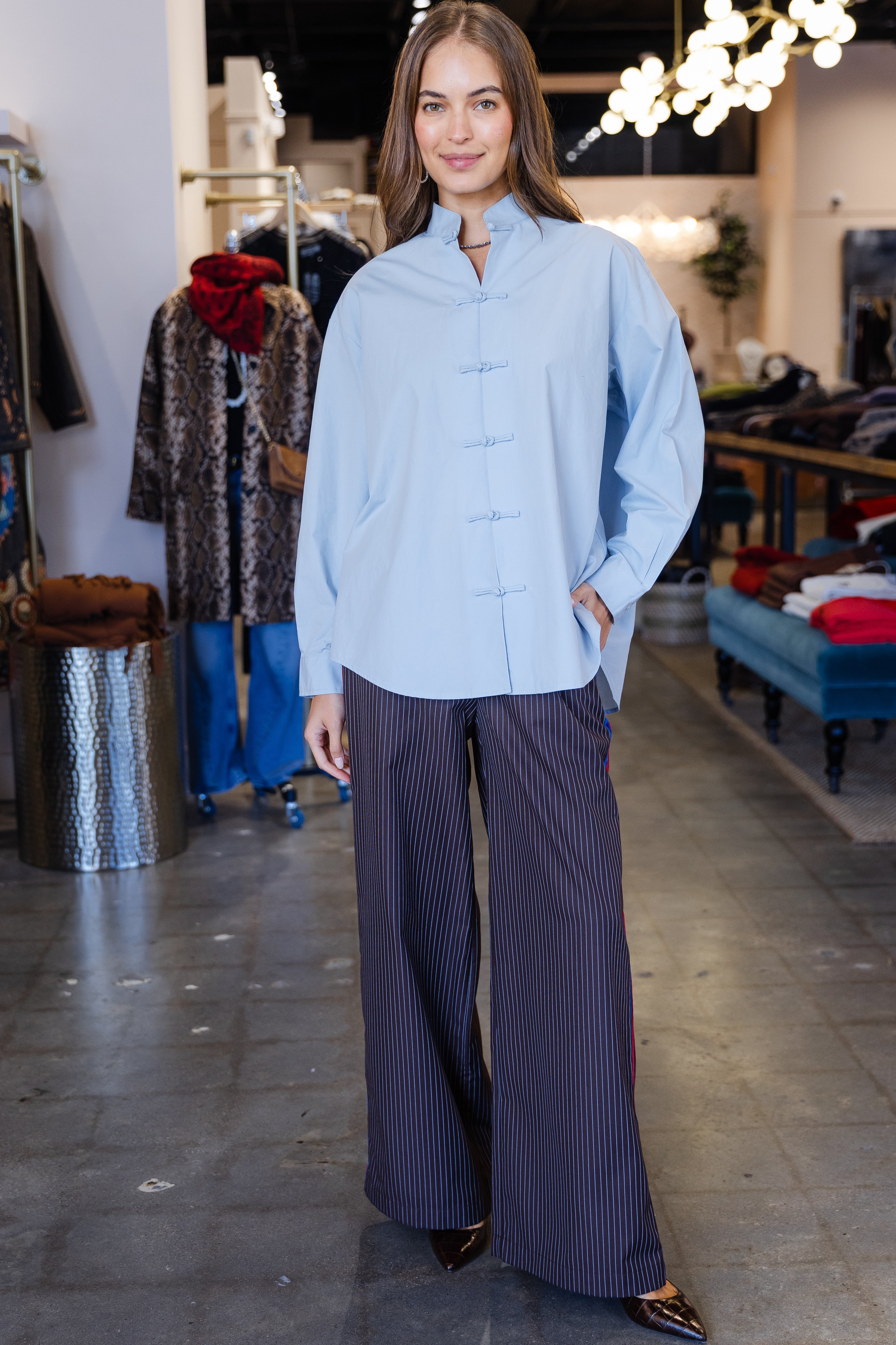 Leo Shirt - Light Blue