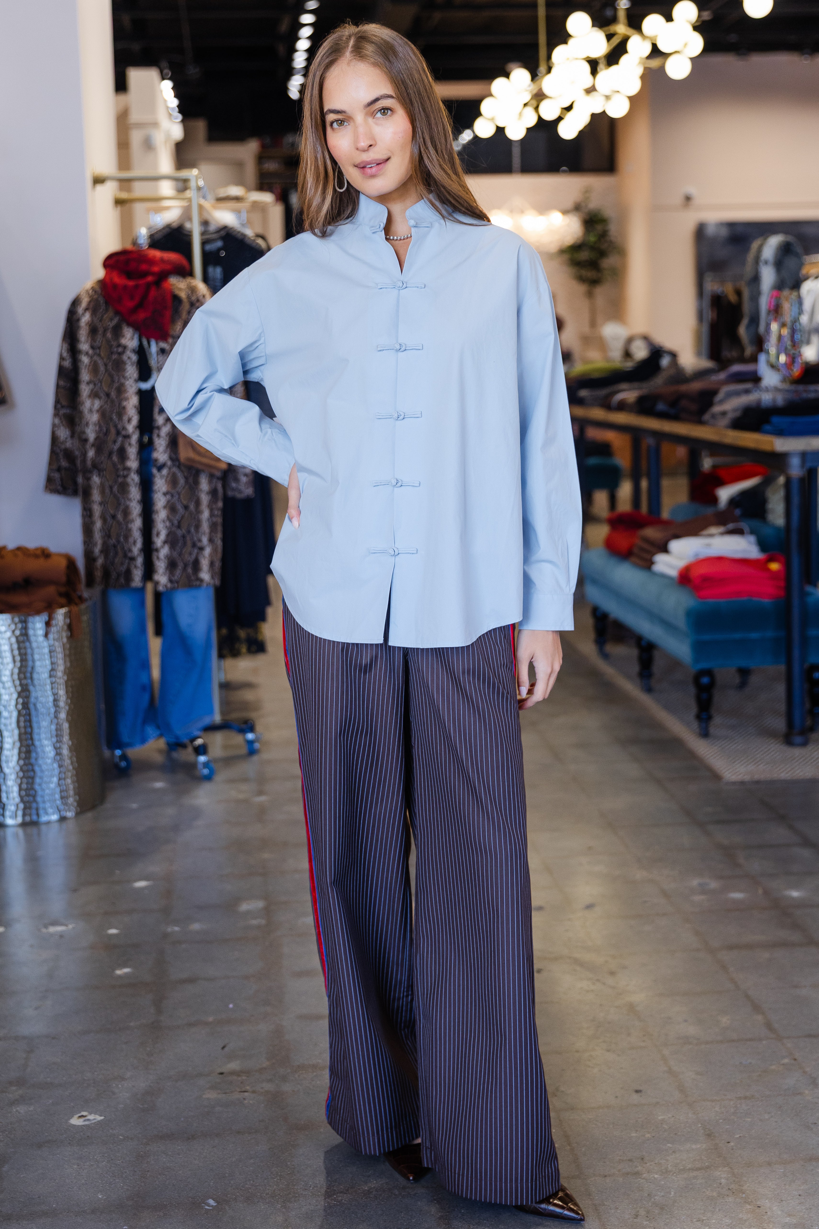 Leo Shirt - Light Blue