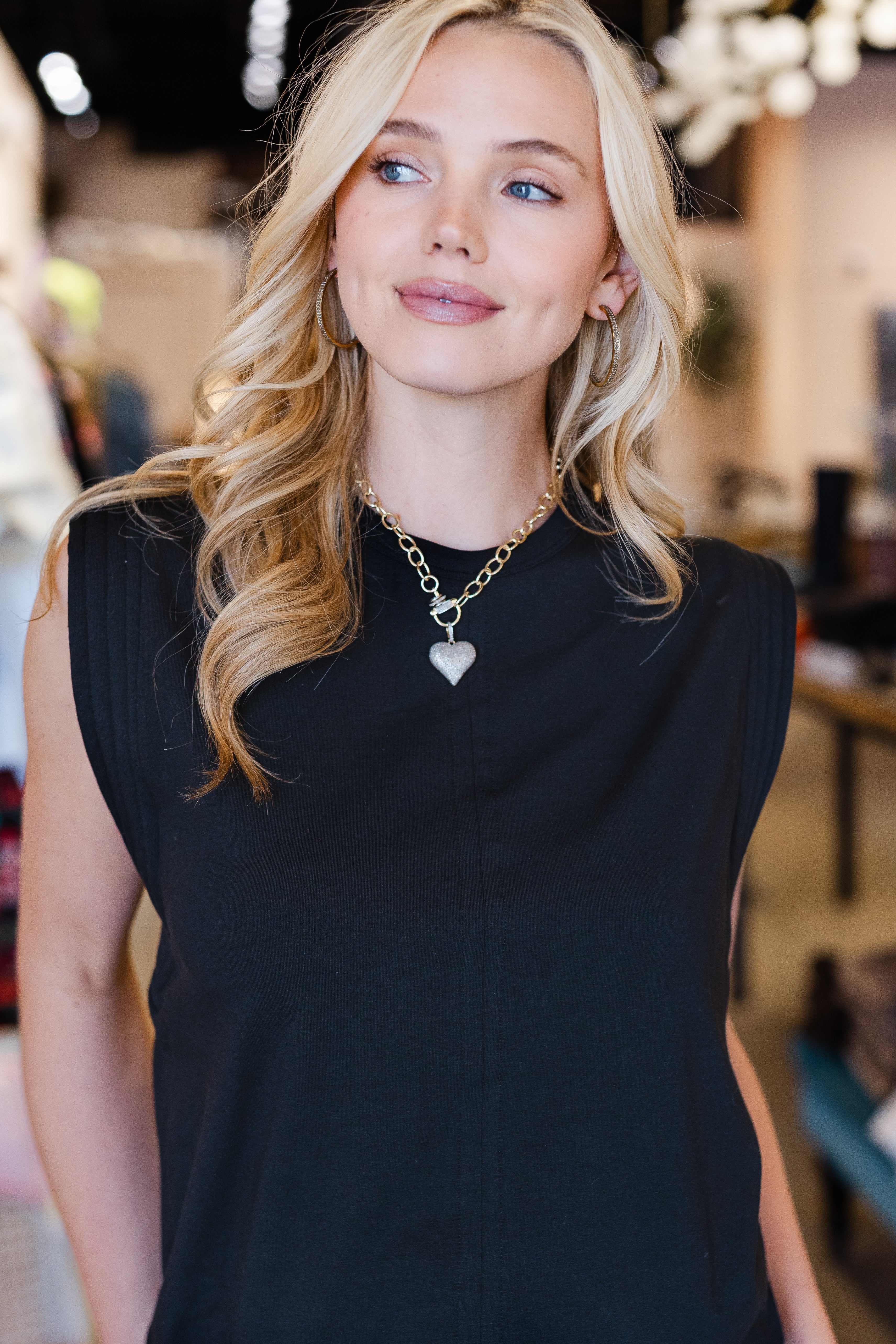 The Gimme That Shoulder Tee - Black