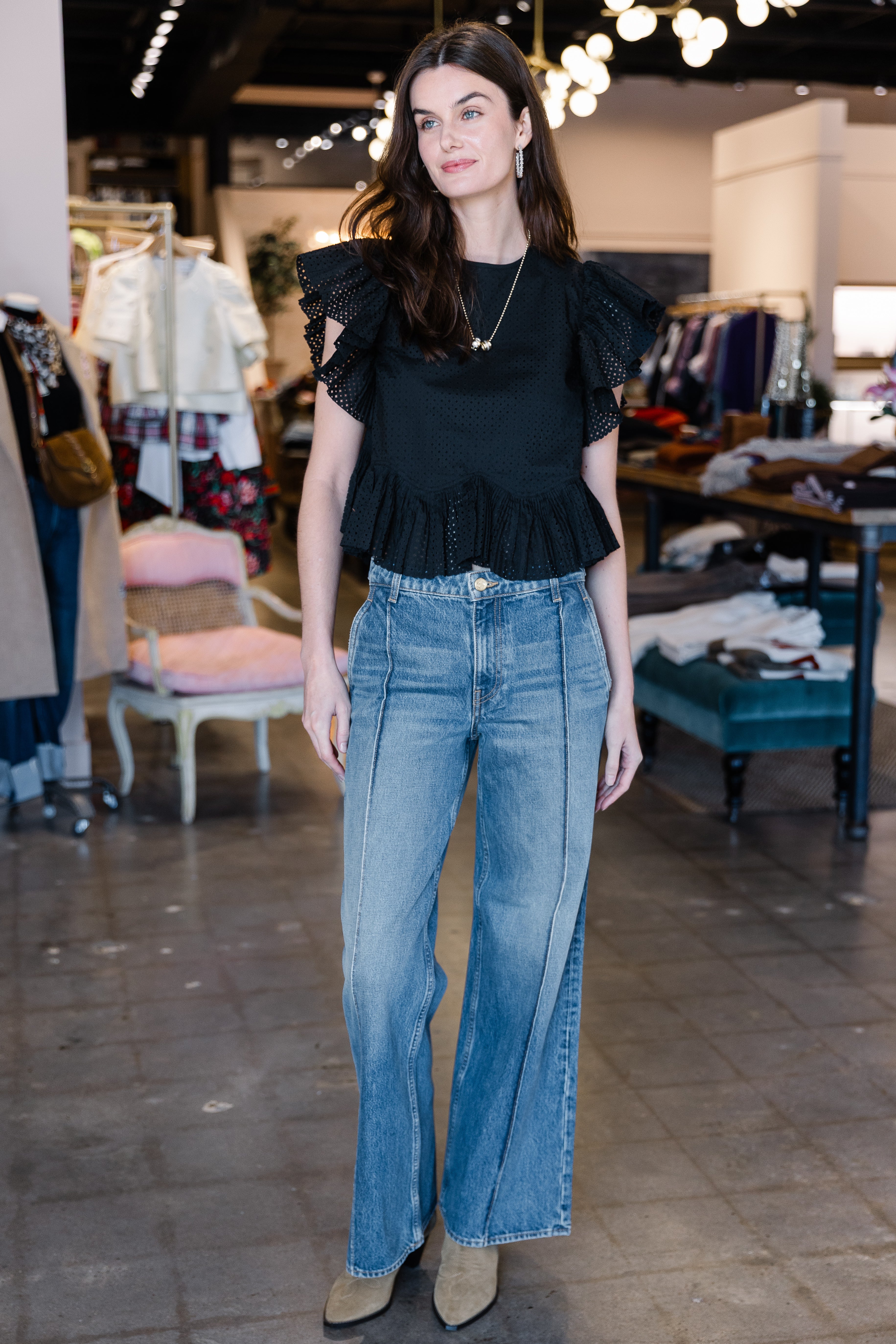 Veasna Flutter Sleeve Top - Noir