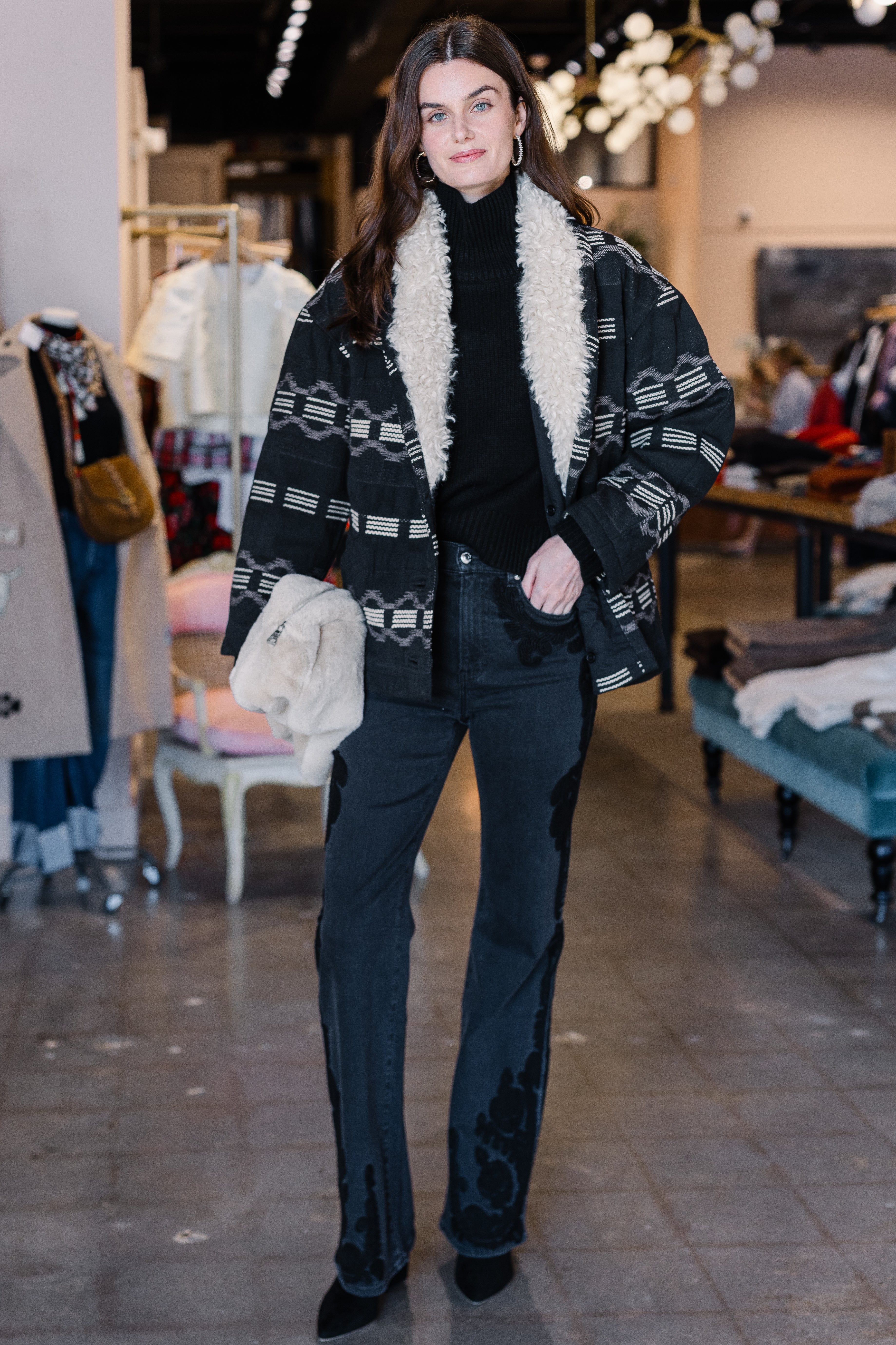 Qayla Wavy Jacquard - Faded Black