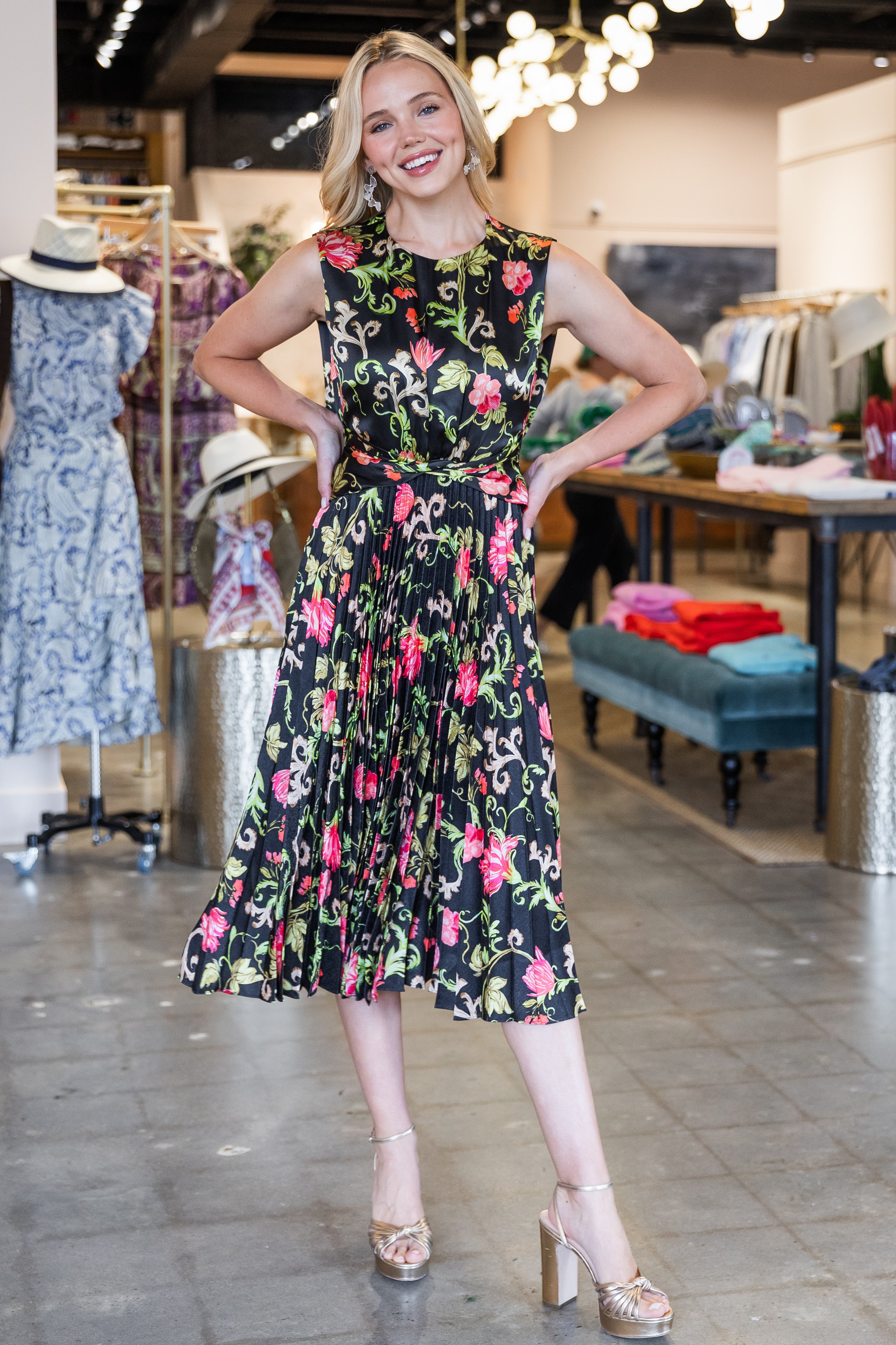 Gwen-B Dress - Mandevilla Noir