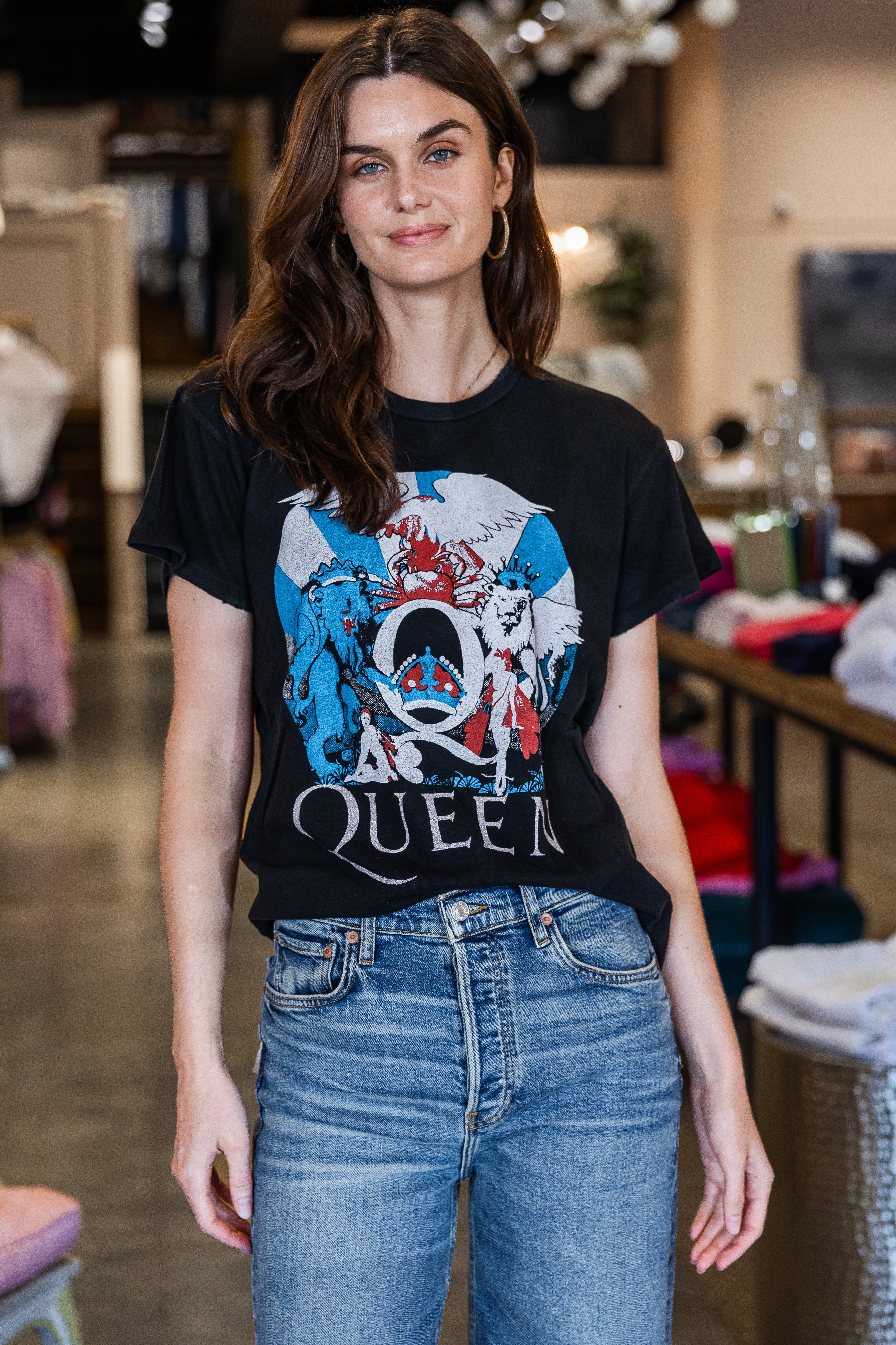 Queen - Coal Pigment