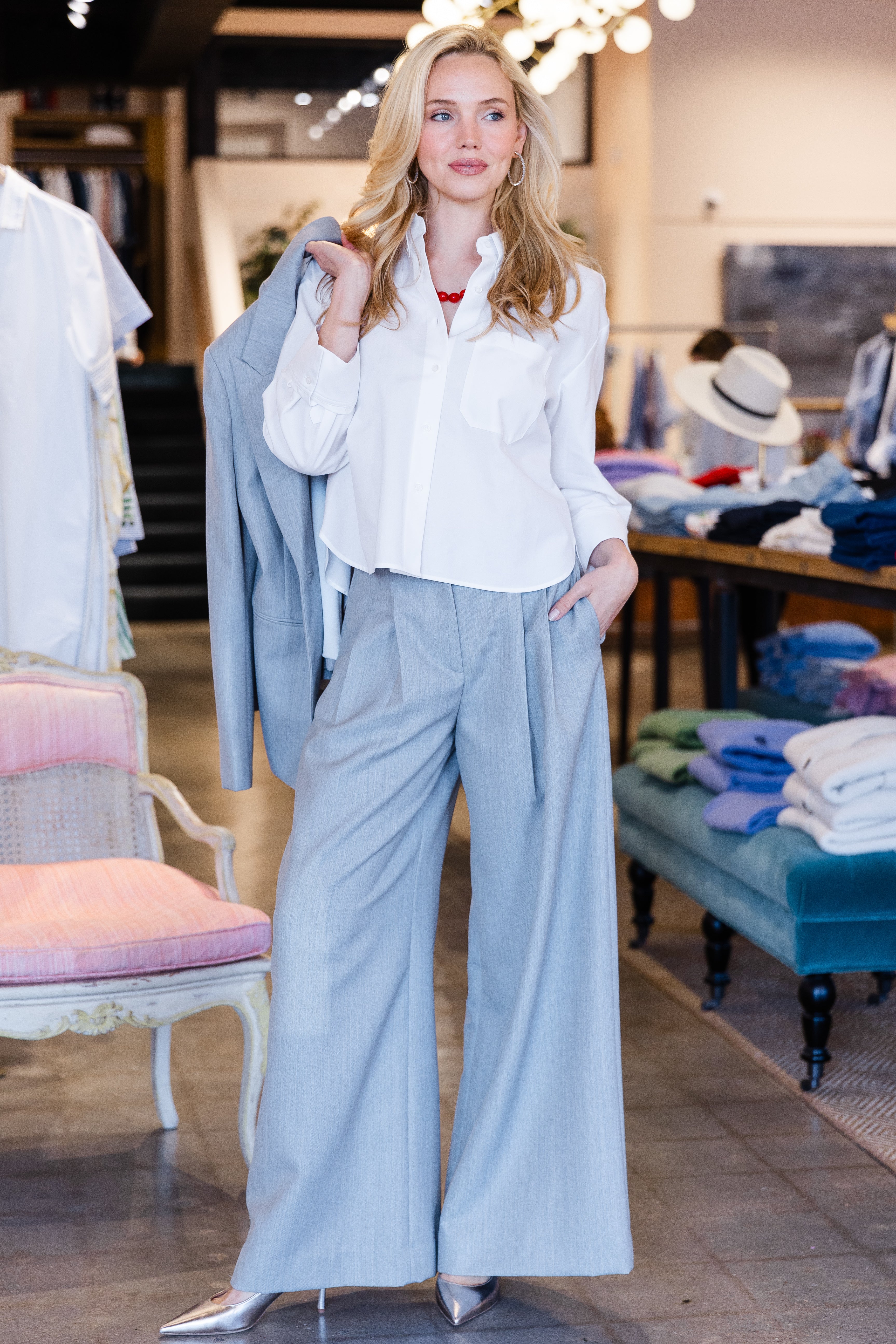 Avery - Halogen Blue