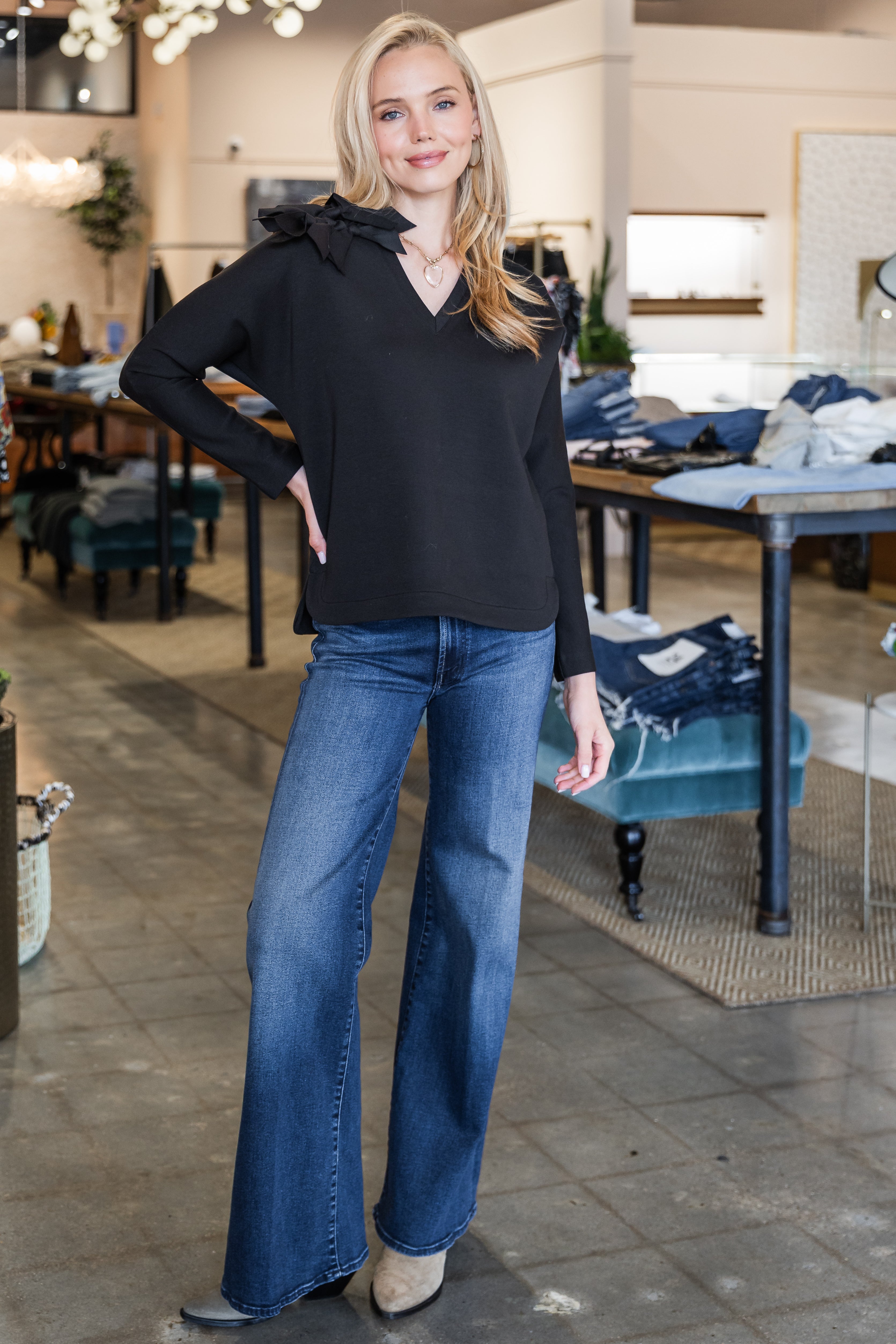 Long Sleeve V-Neck Top - Black