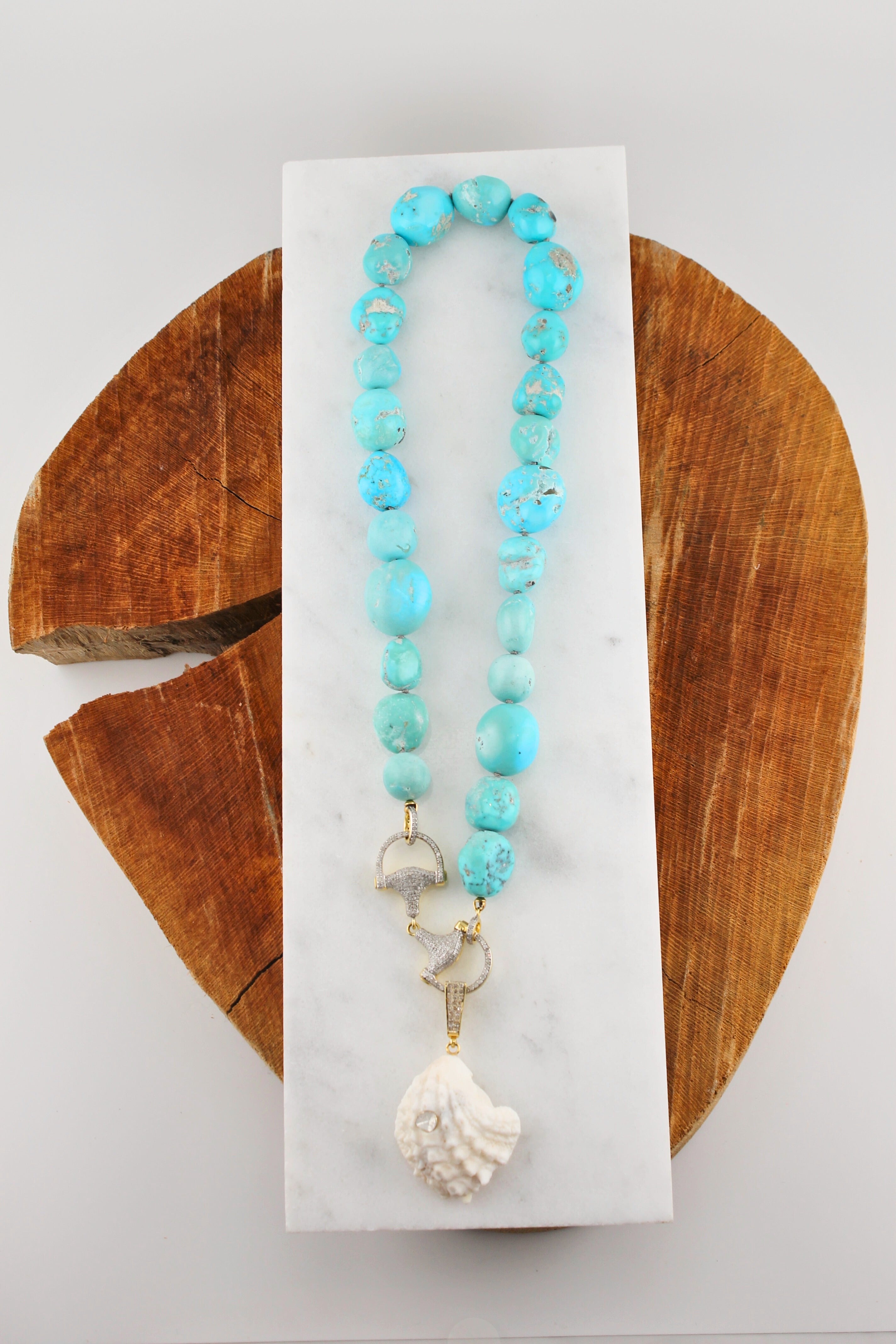 Shell Pendant (y10837B)