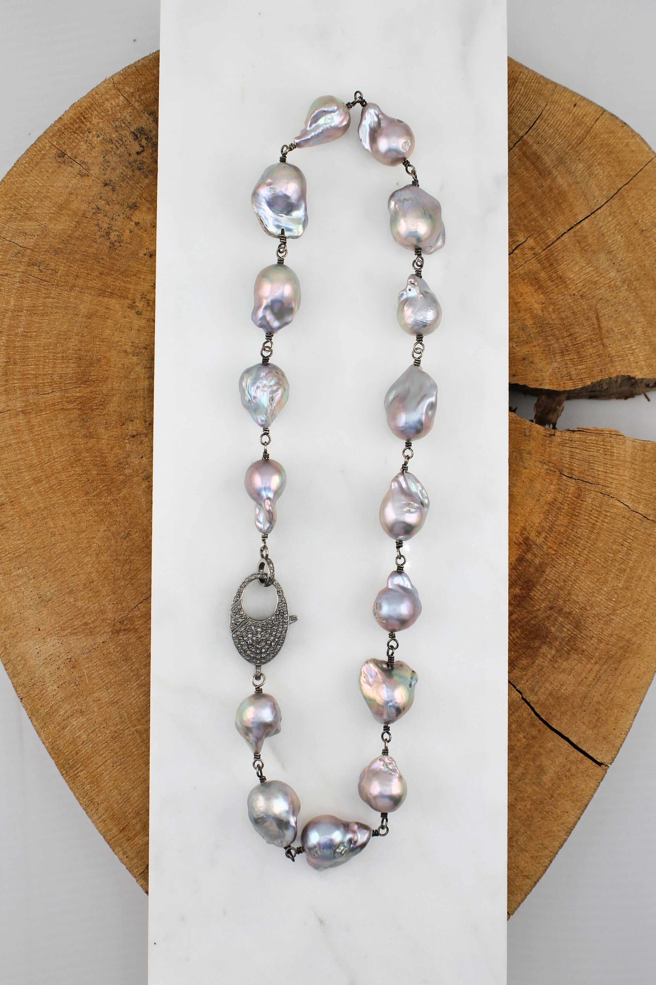 Grey Baroque Pearl Necklace (Y9222B)