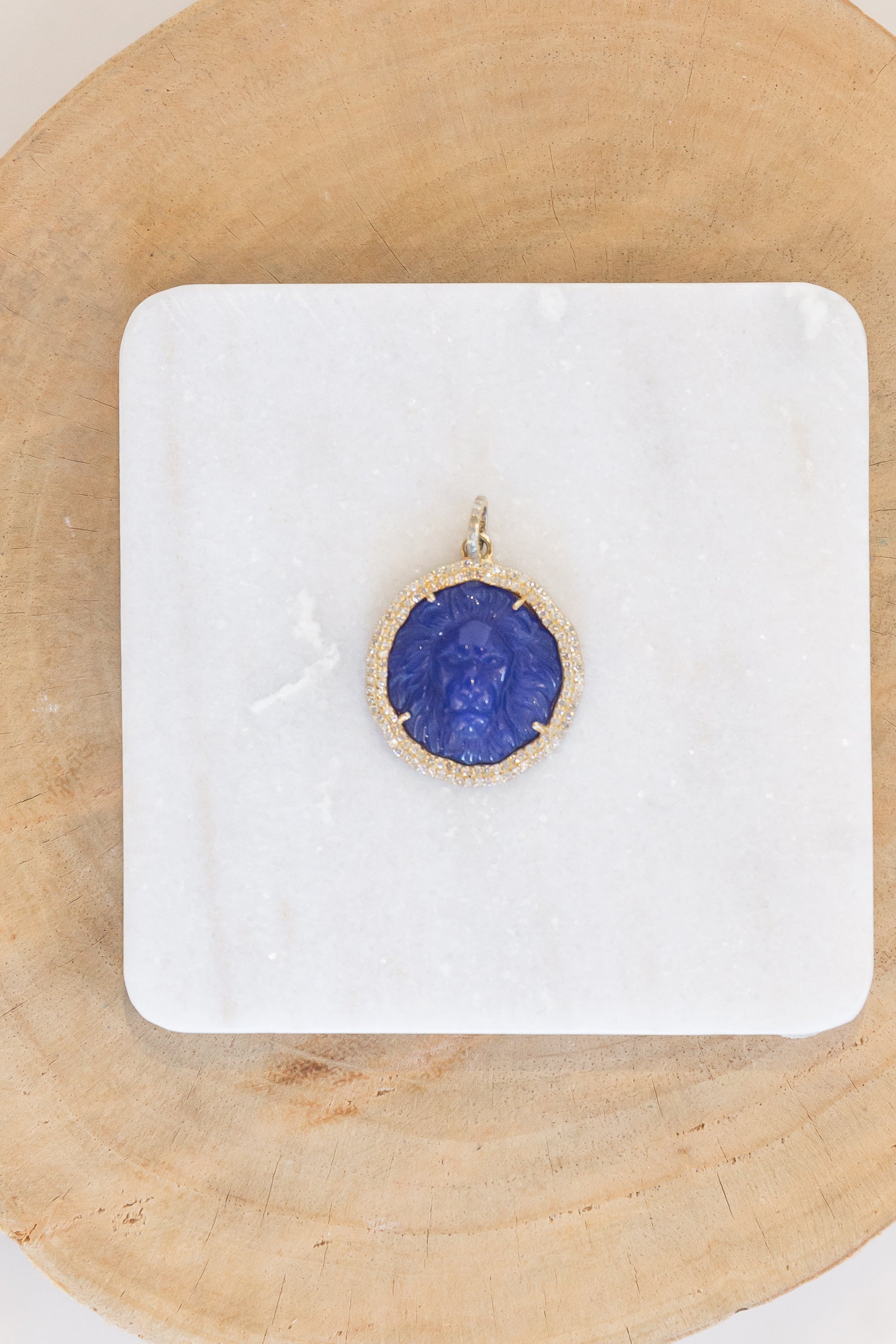 Lapis Lion Pendant (Y9904B)