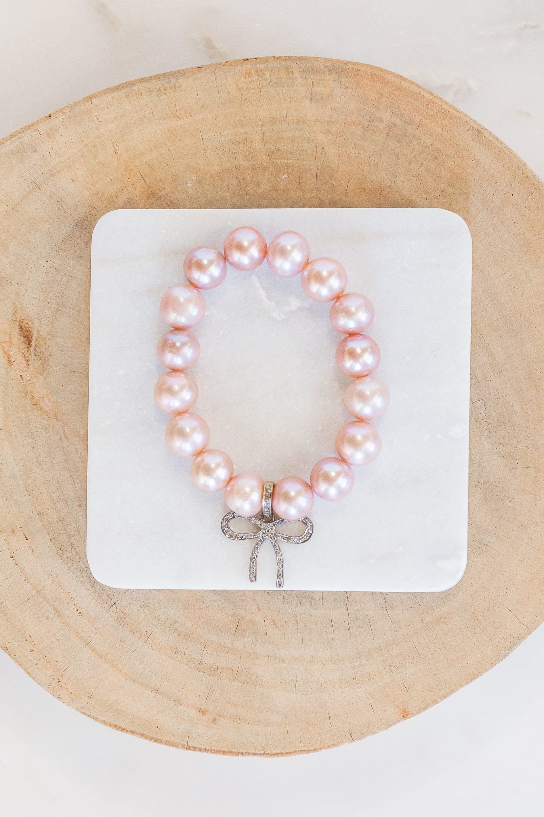 Pink Edison Pearl Bracelet w/ Bow (y10387b)