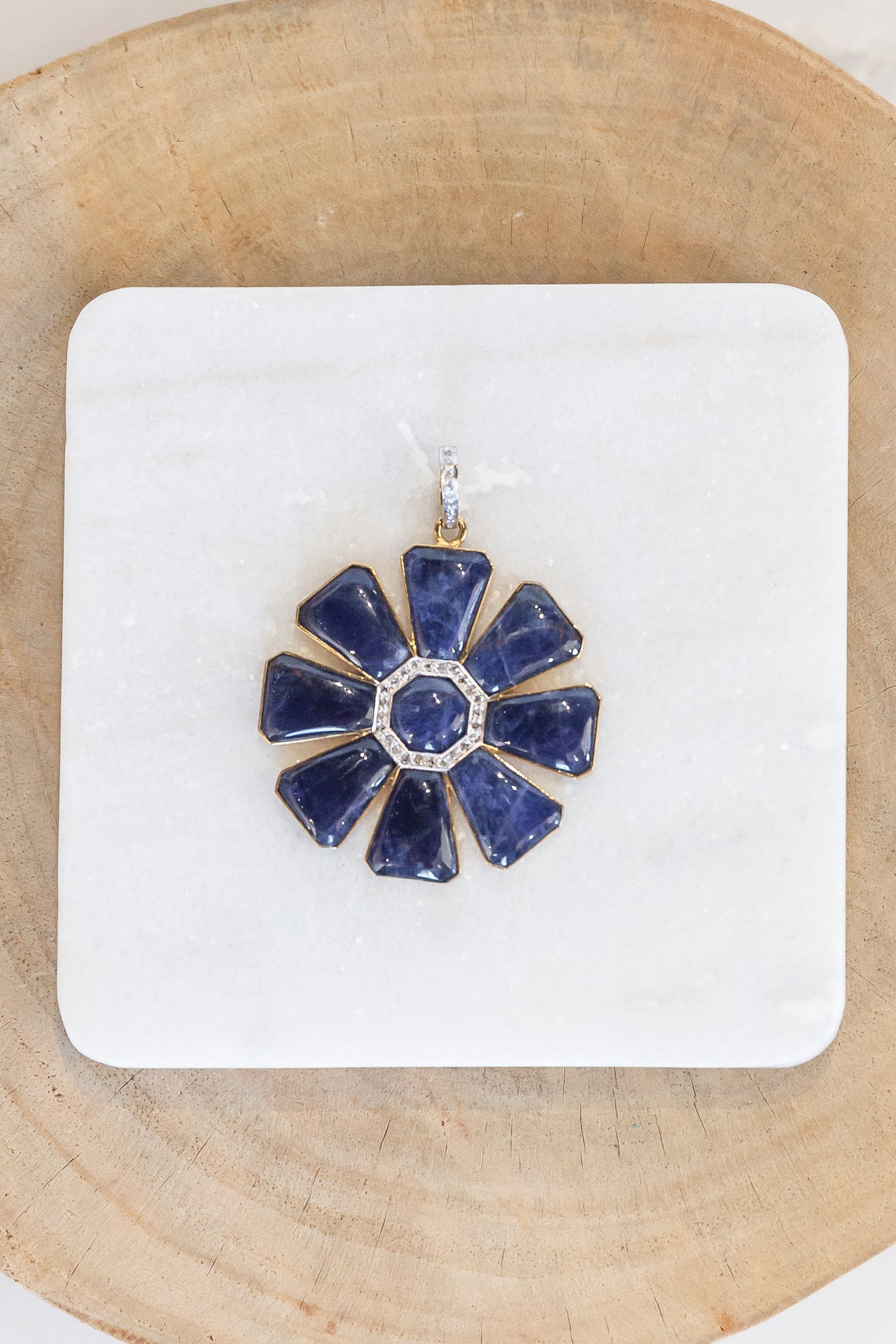 Lapis Flower Pendant (y10375B)