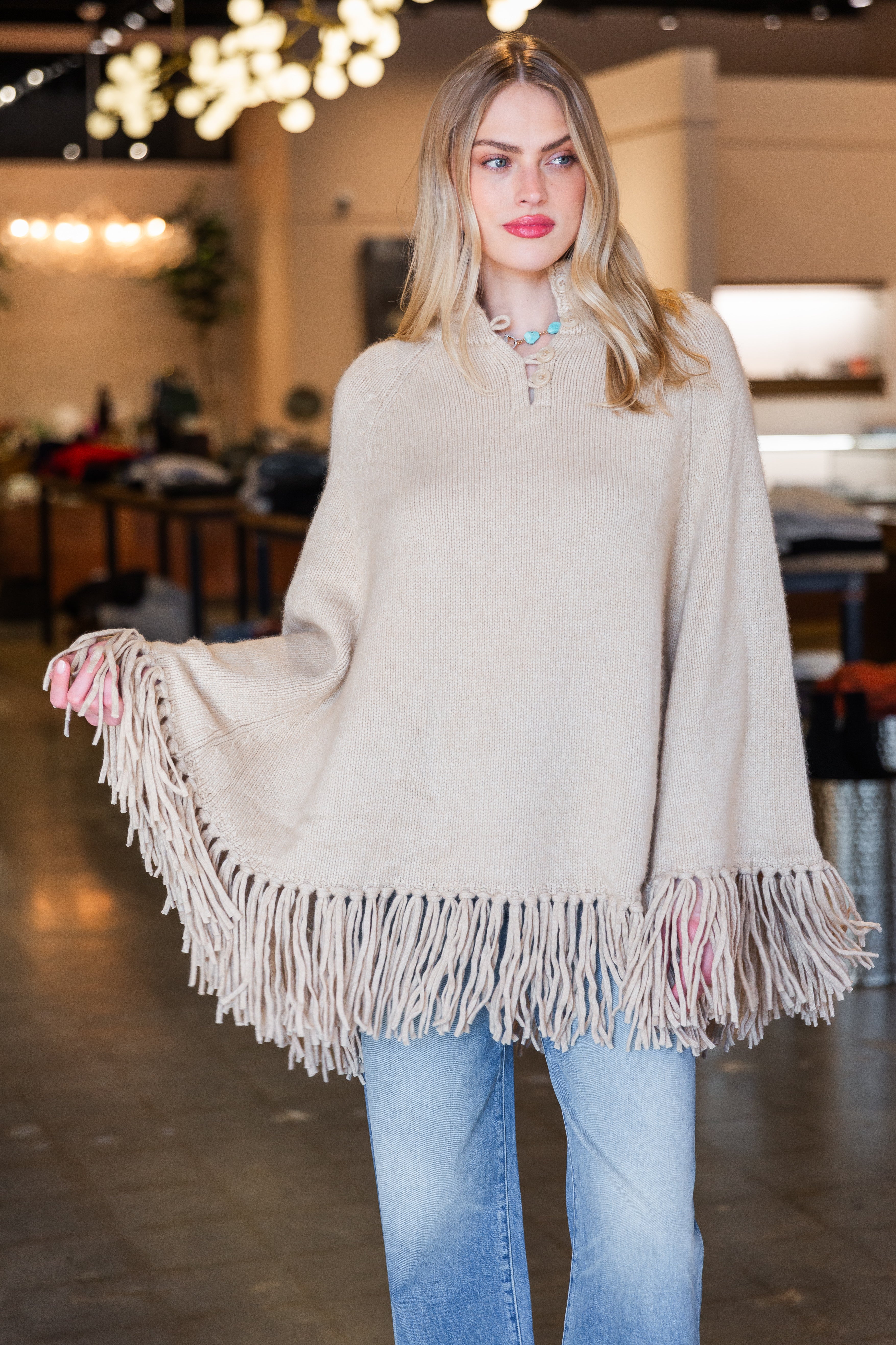 Poncho A Franges - Organic