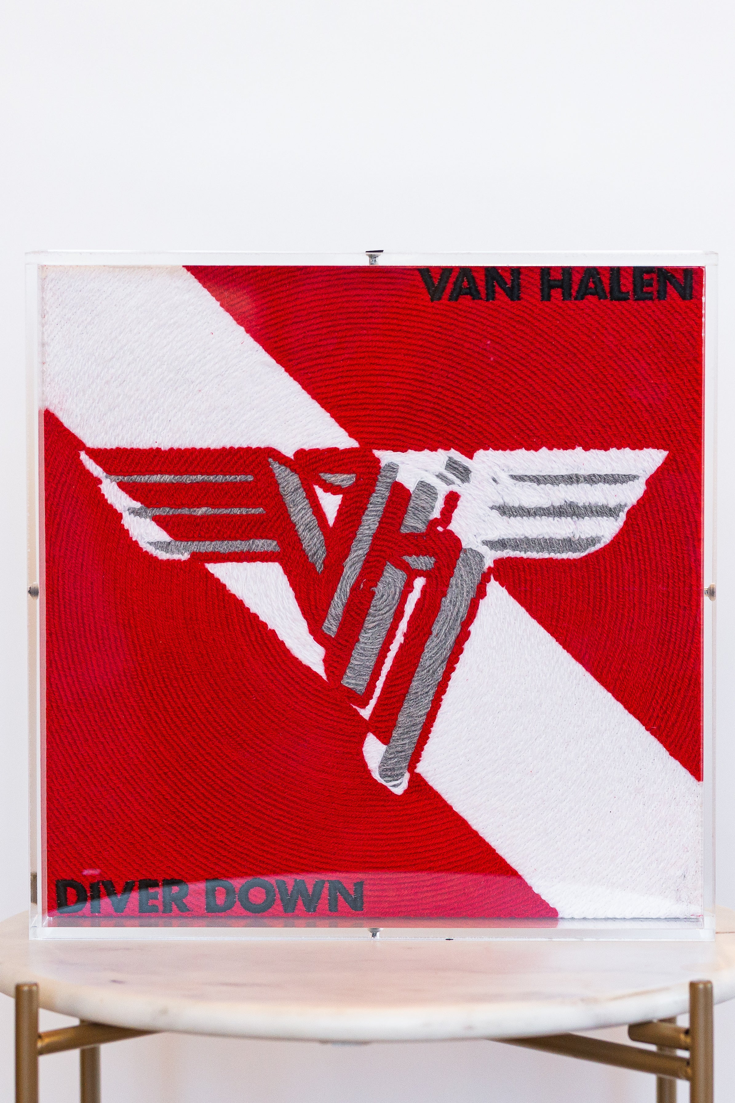 Medium Van Halen Album: Diver Down (SWA5)