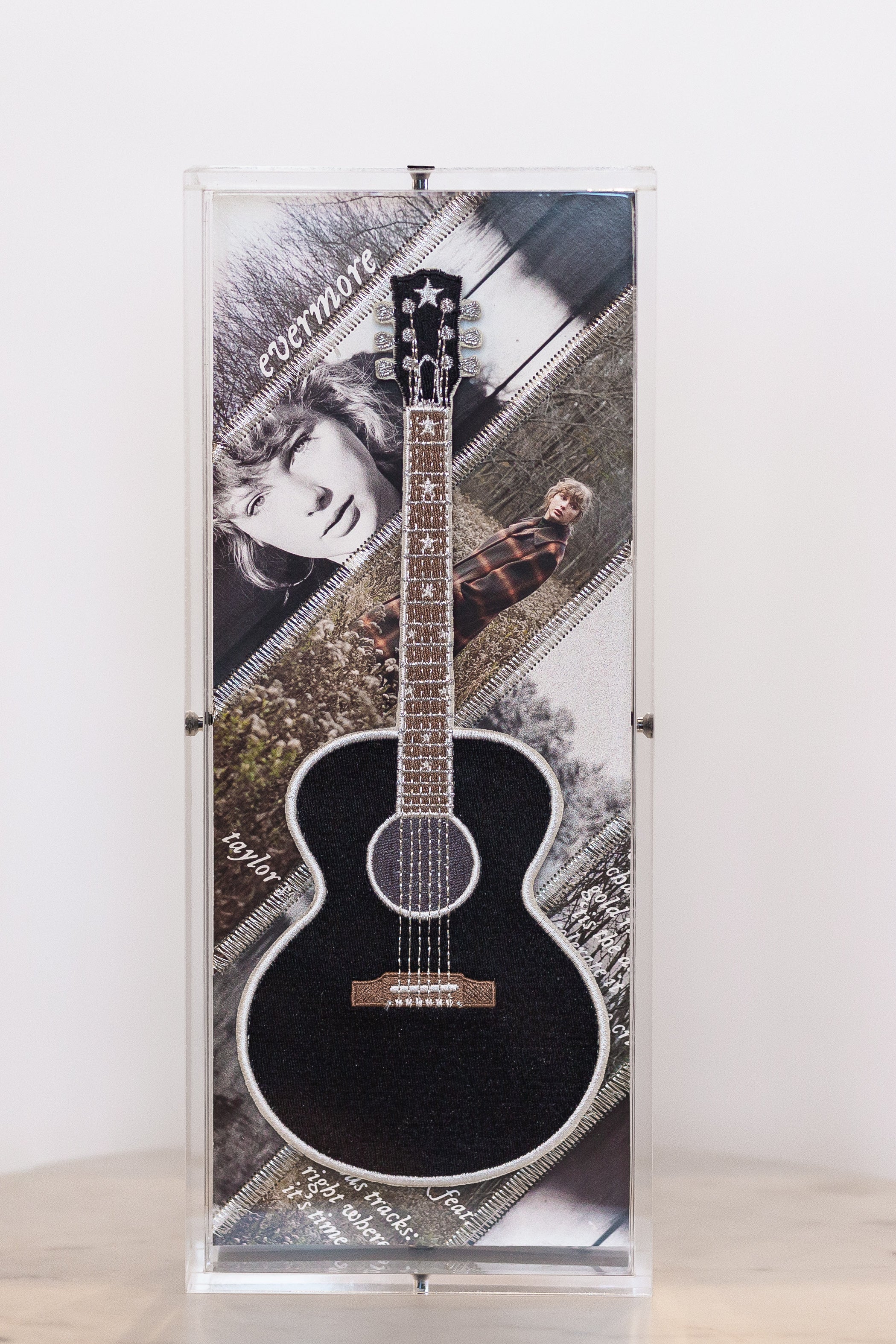 Taylor Swift Guitar: Evermore (SWTS4)