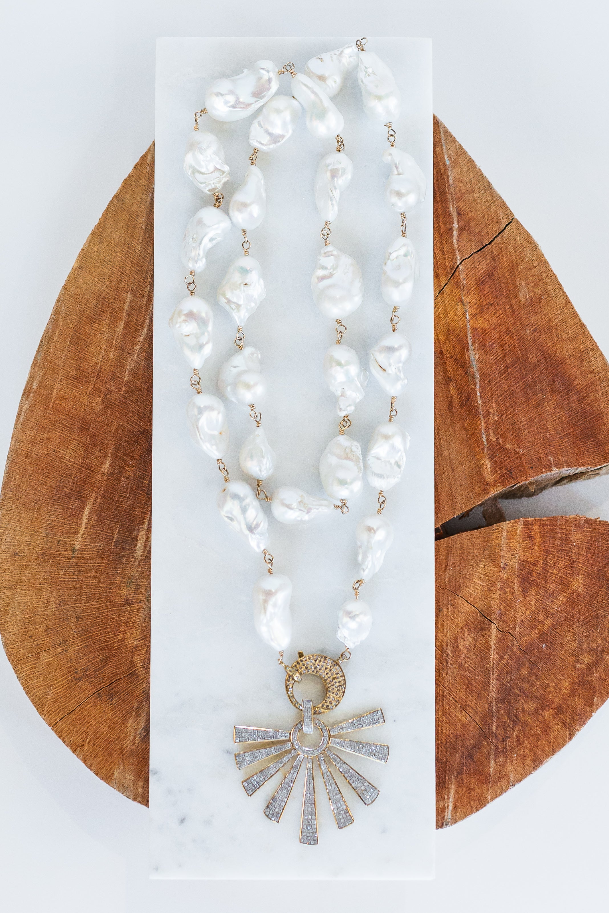 Long Baroque Pearl Necklace (y10049B)