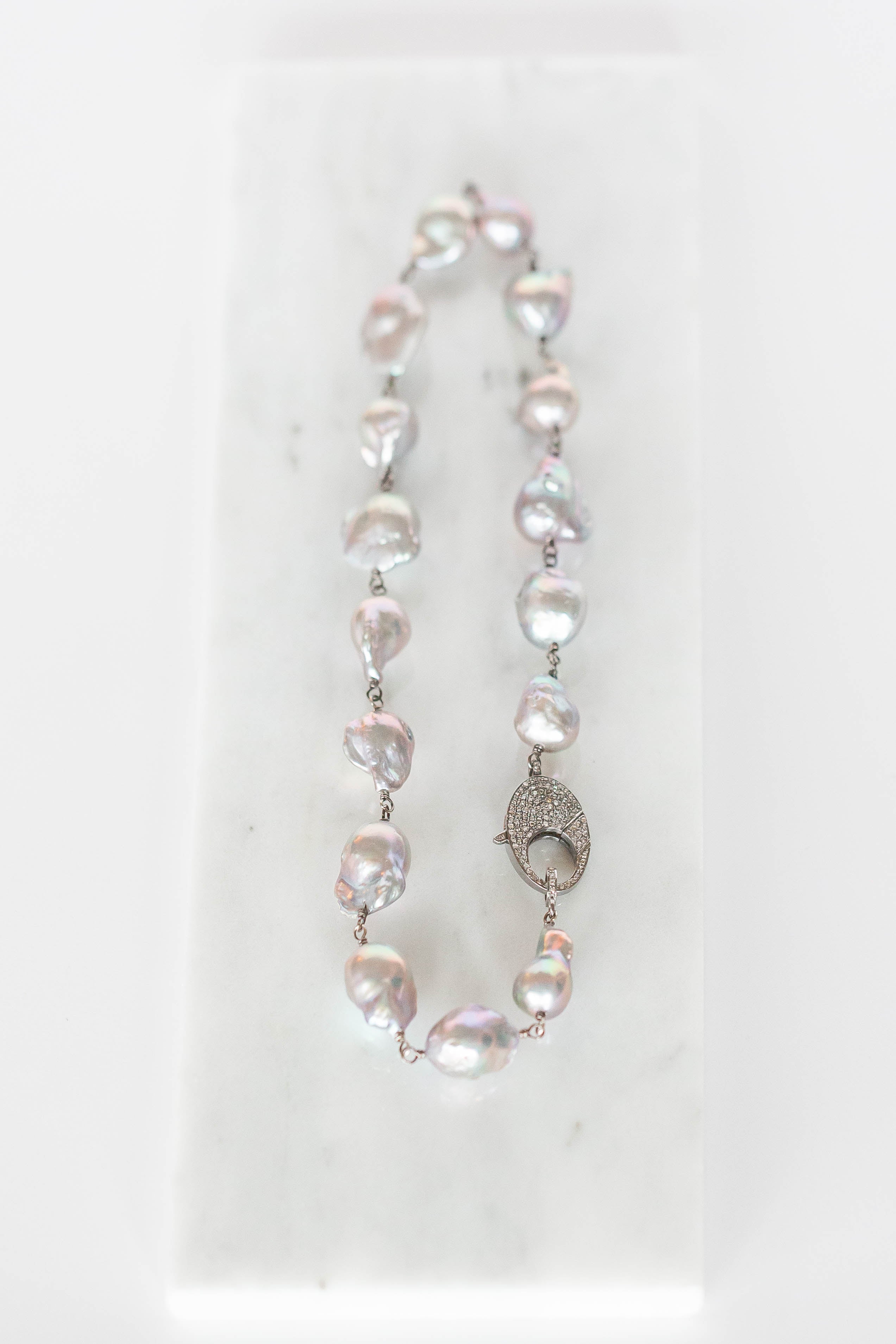 Grey/Silver Baroque Pearls (y9222b)