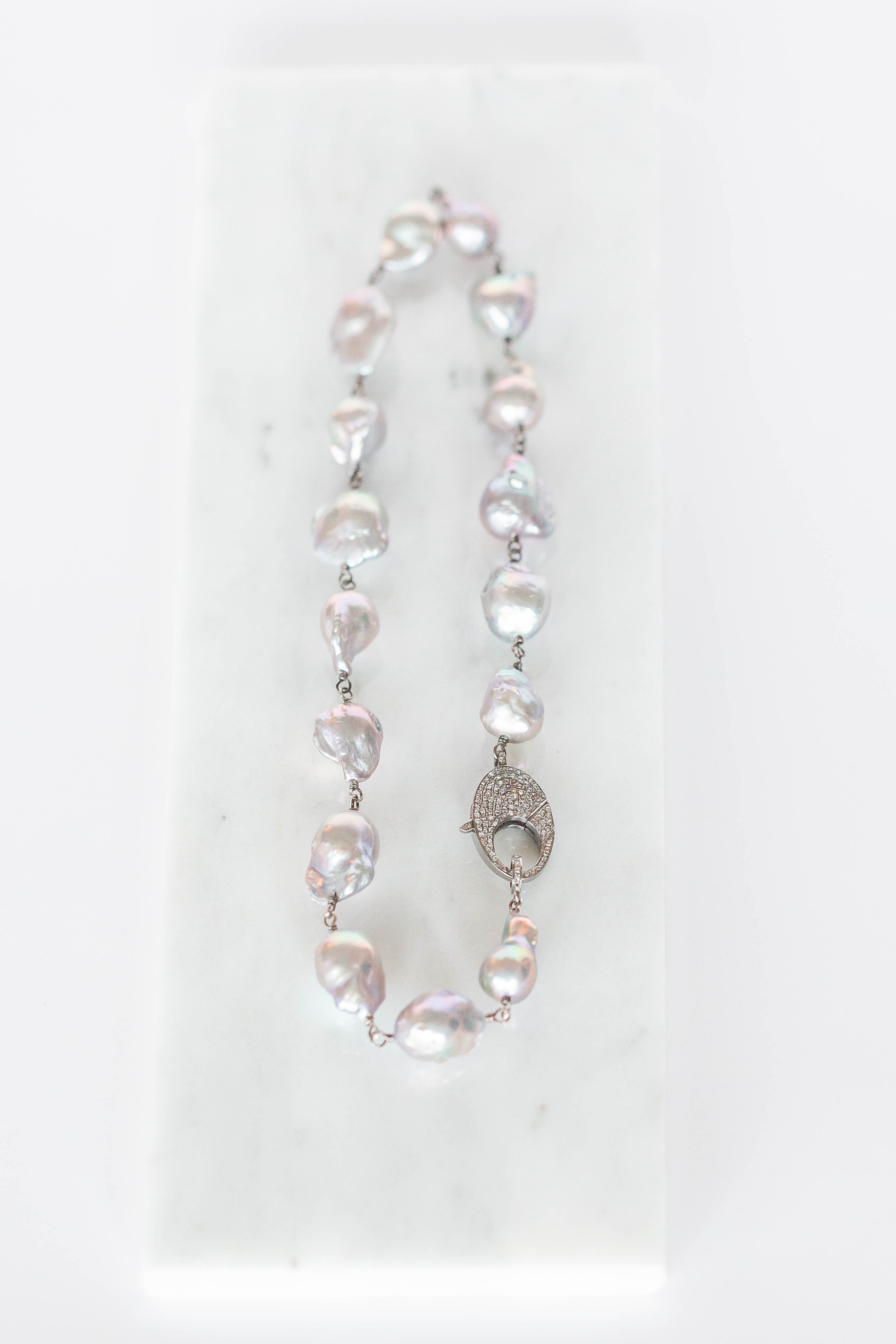 Grey/Silver Baroque Pearls (y9222b)