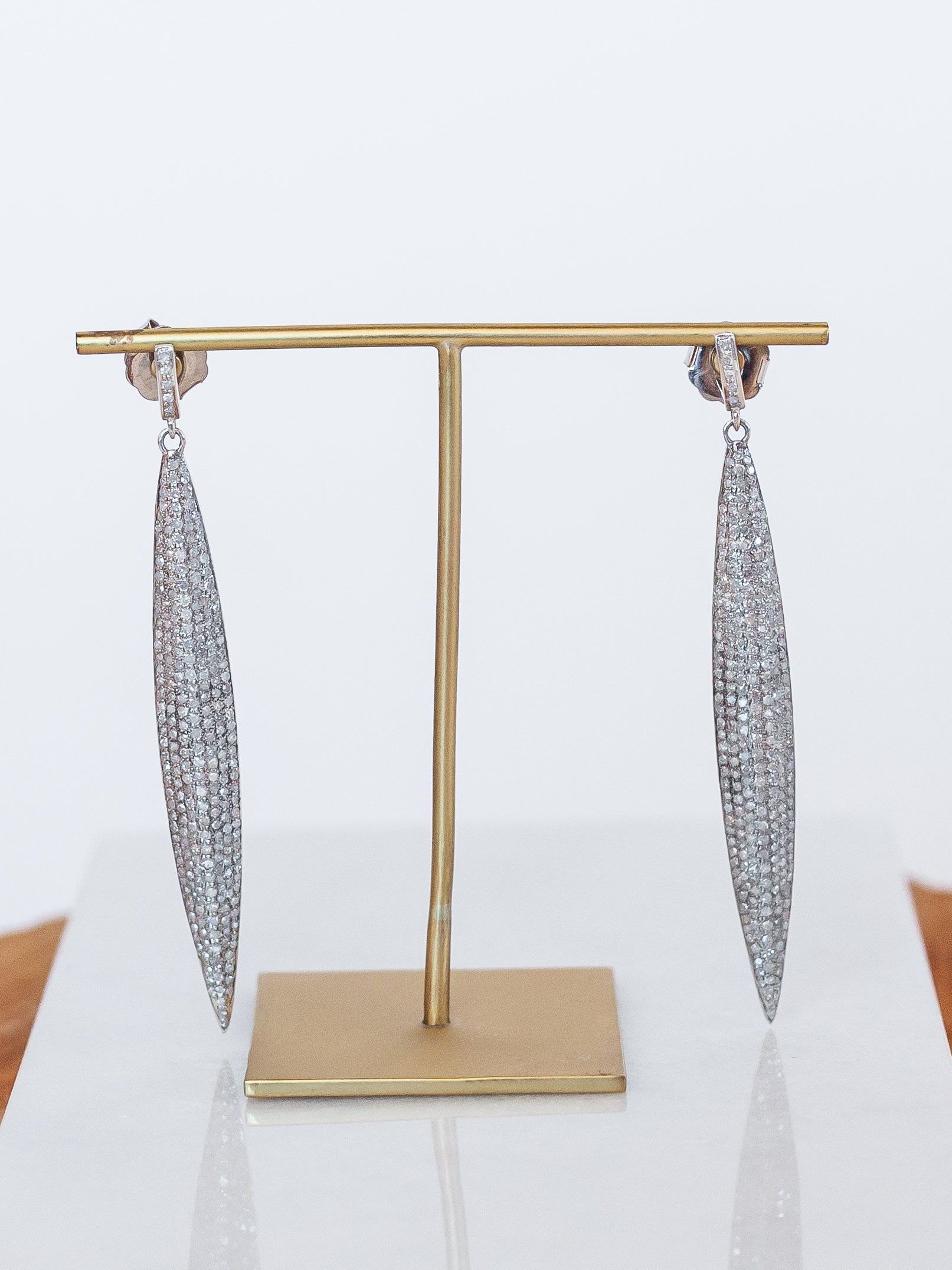 Silver Pave Diamond Ellipse Drop Earrings (y10052b)