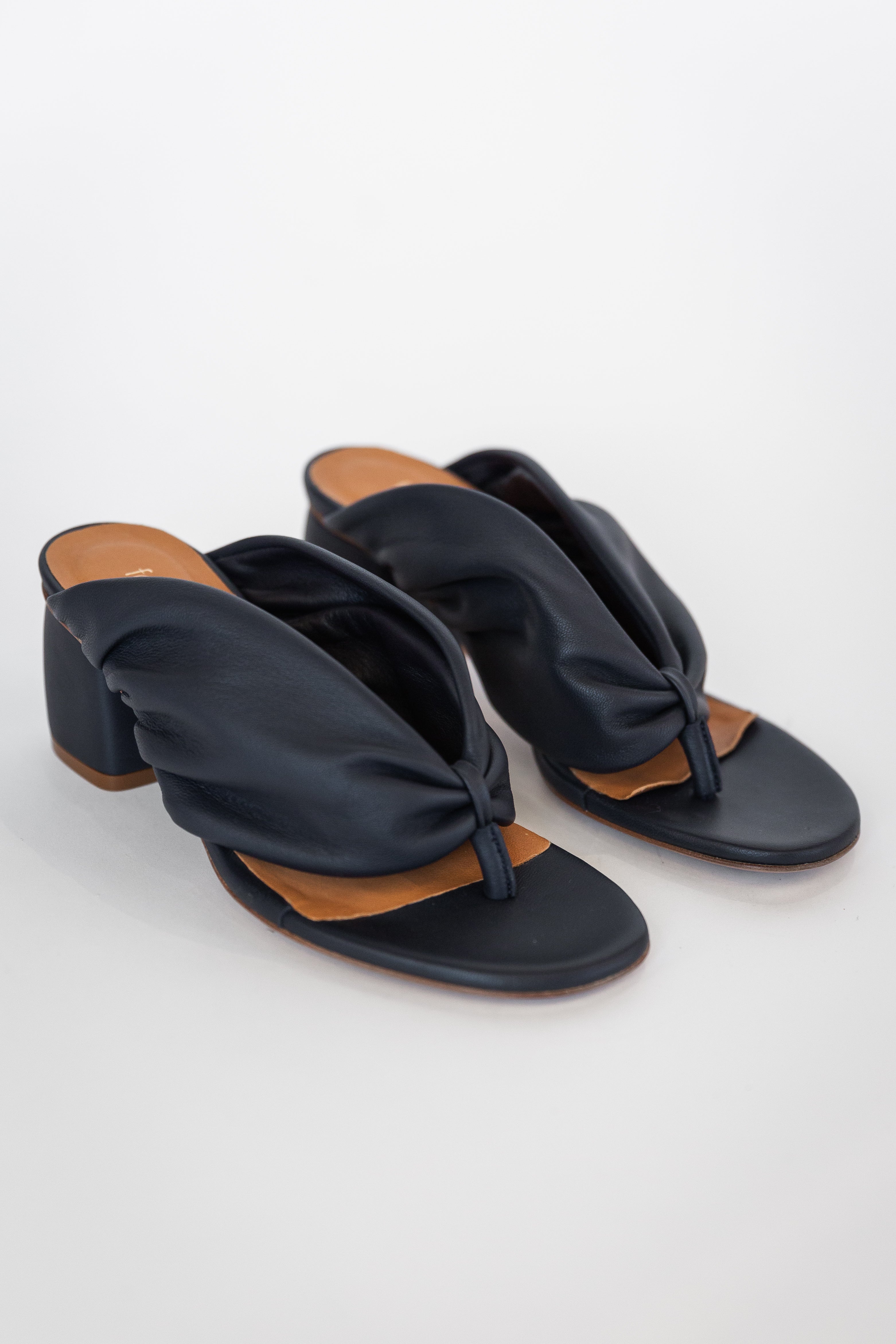 Nappa Leather Heeled Thong Sandals - Notte