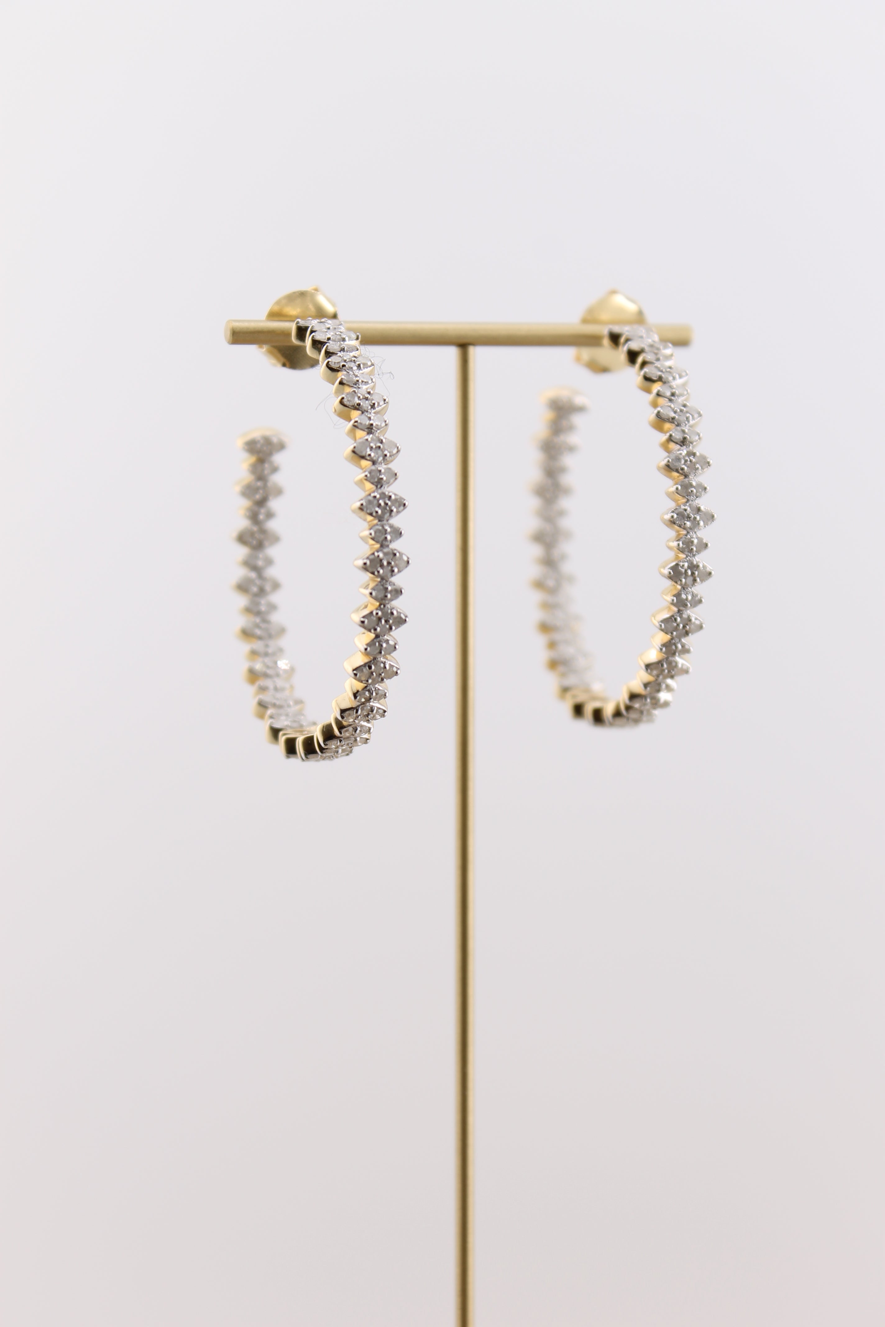 Pave Diamond Edgy Hoops (Y10951B)