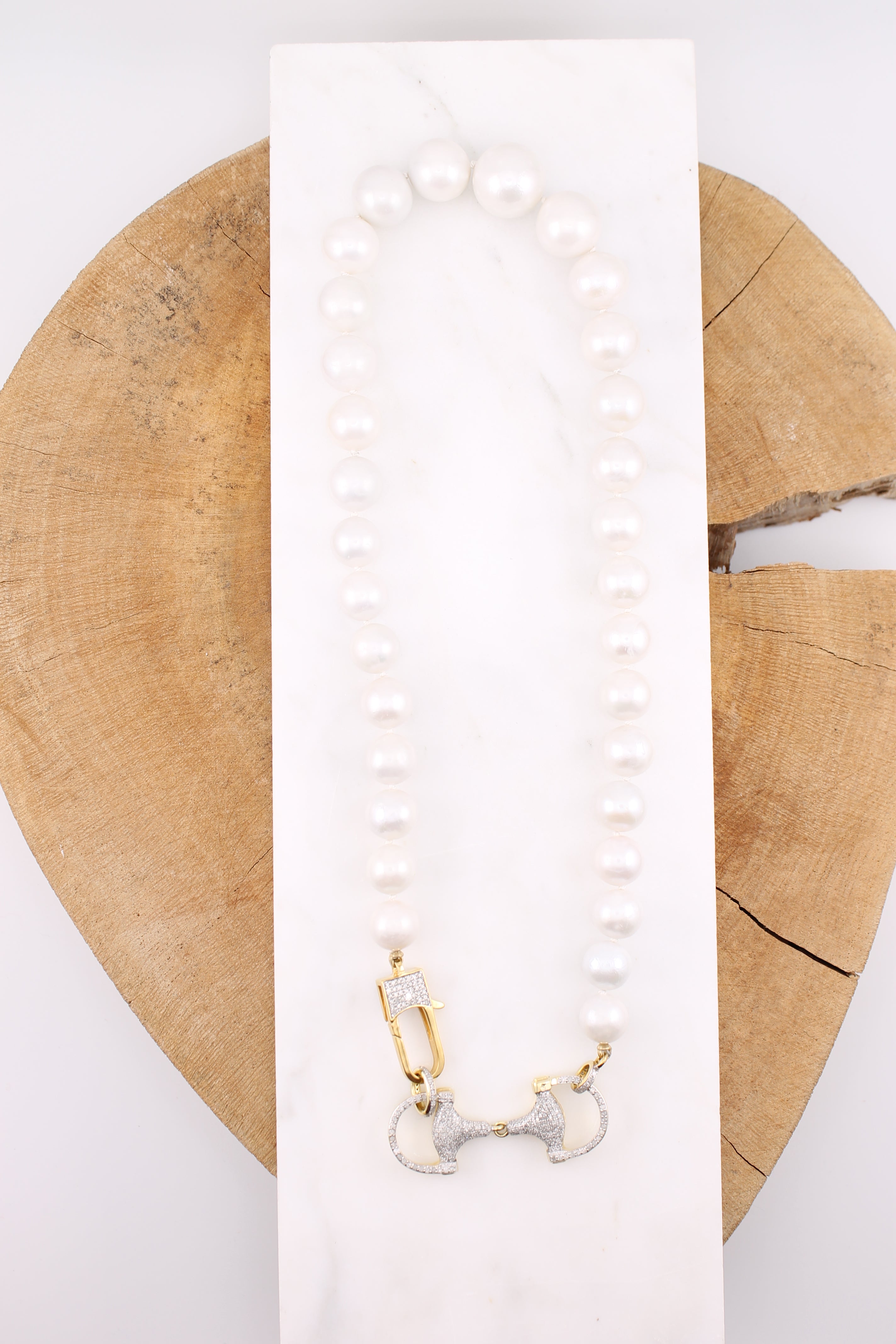 Pave Diamond Horse Bit Pendant (y10874B)