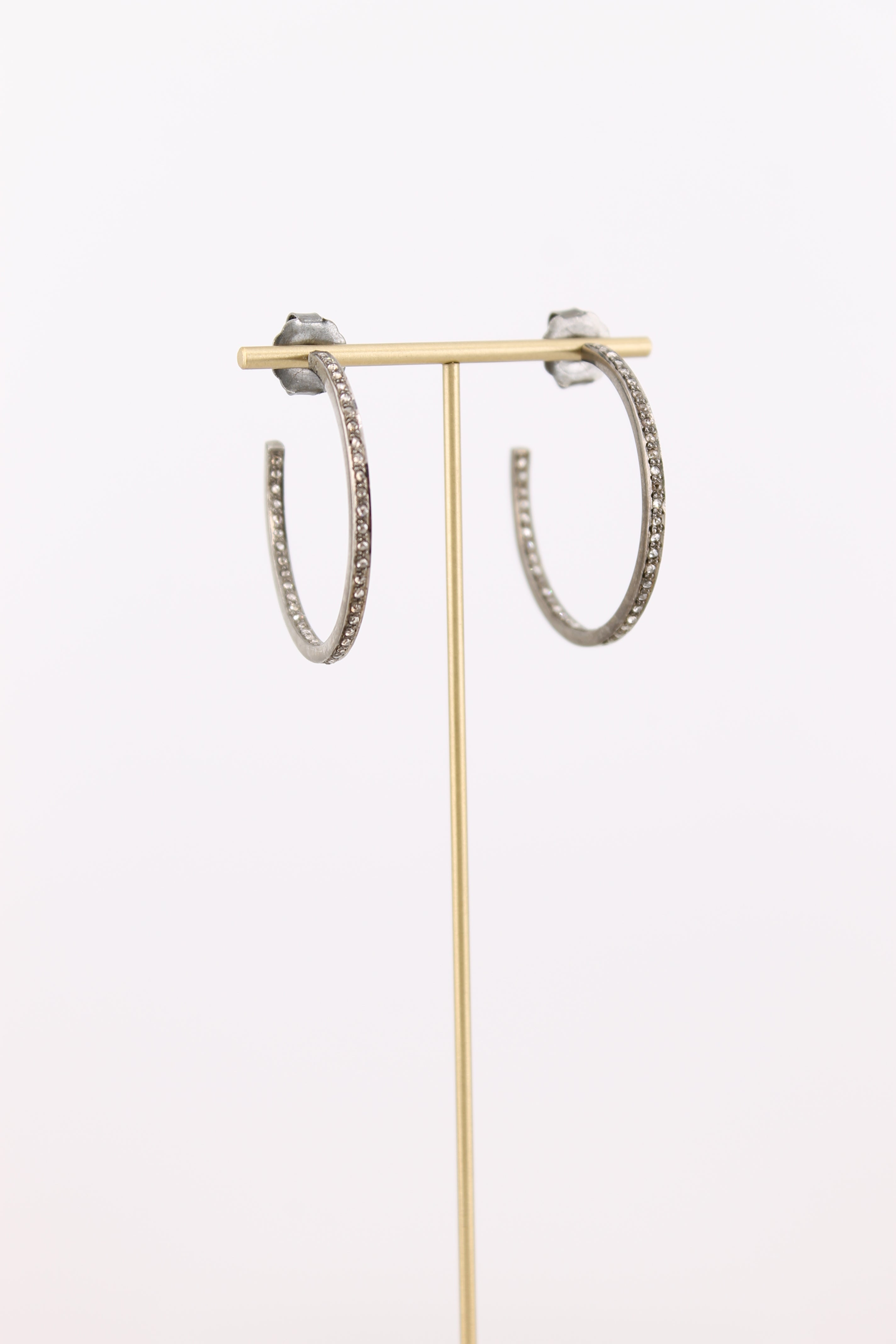 Small Single Row Diamond & Silver Hoops (ysshsm)