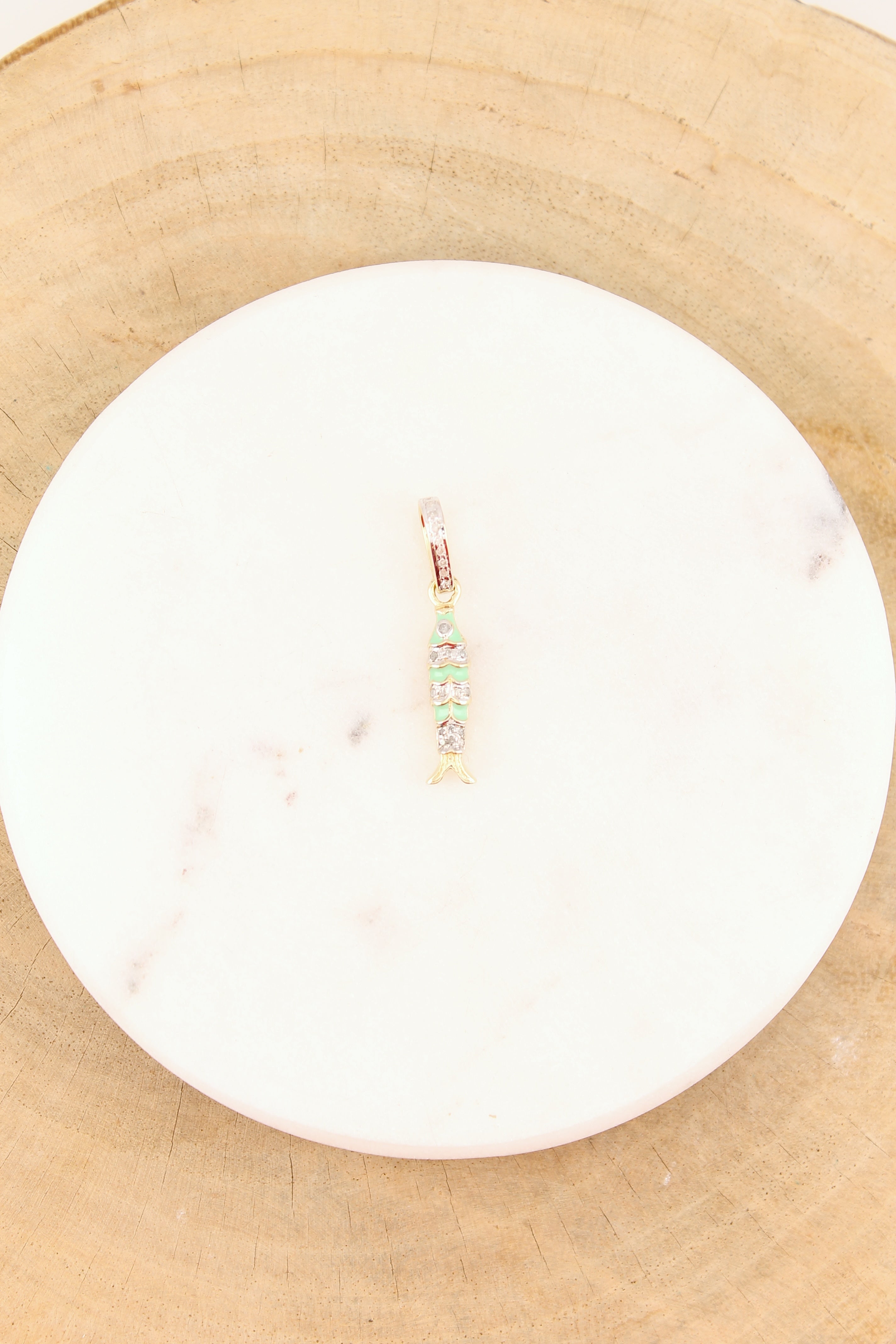 Mini Green and Diamond Fish Pendant (y10205B)