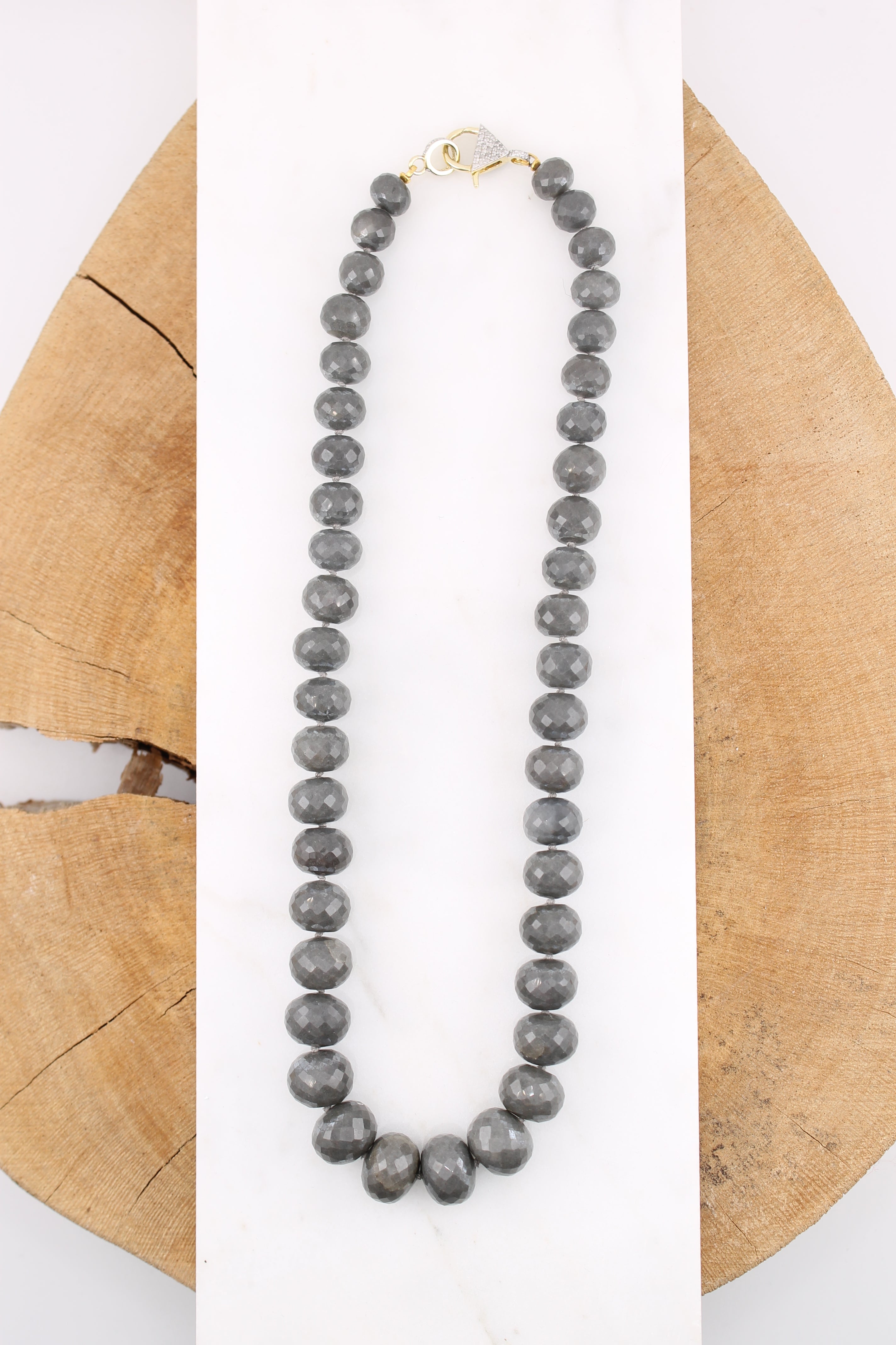 18.5" Grey Moonstone Necklace (y107201B)