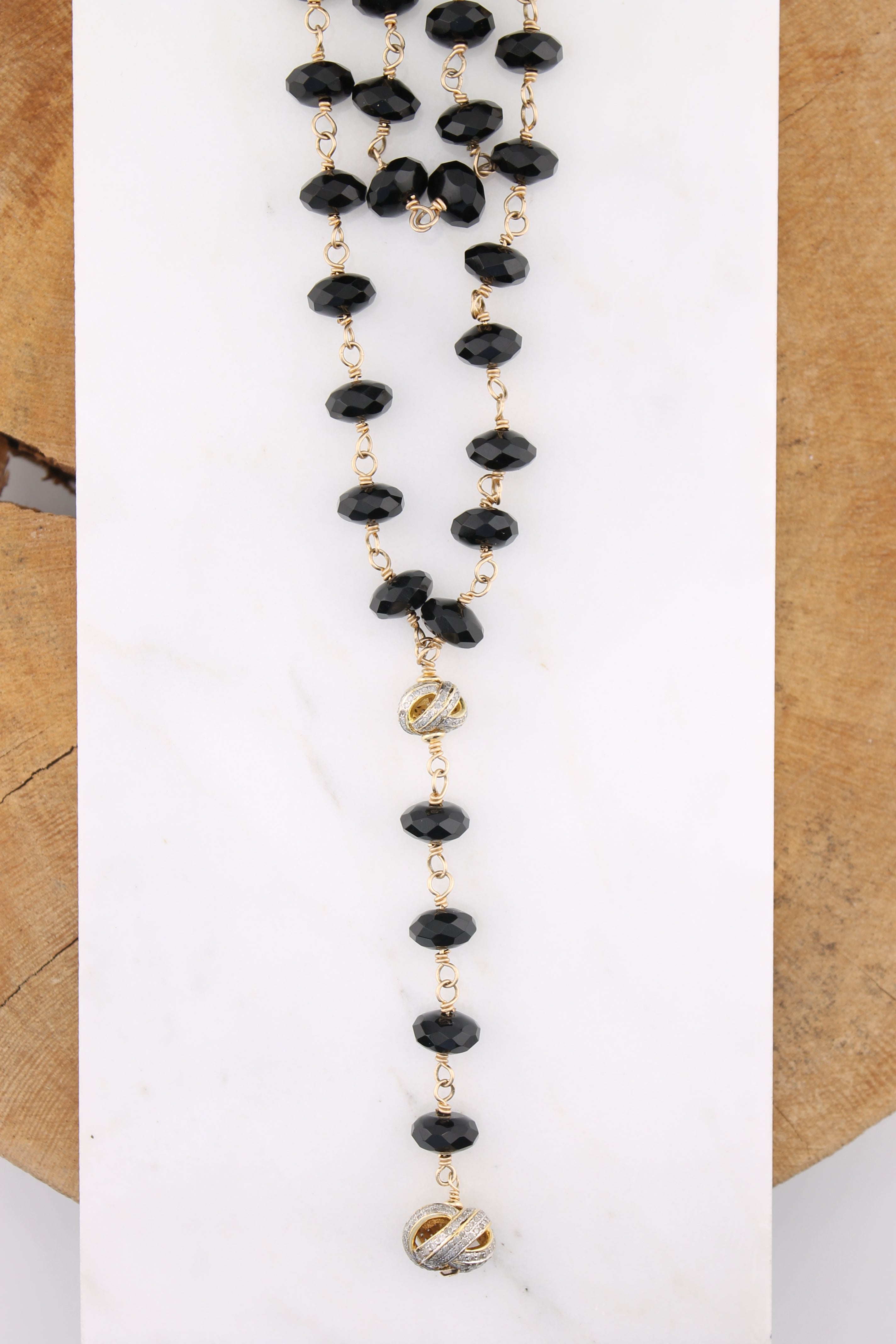 17.5" Black Onyx Lariat Necklace (y10941B)