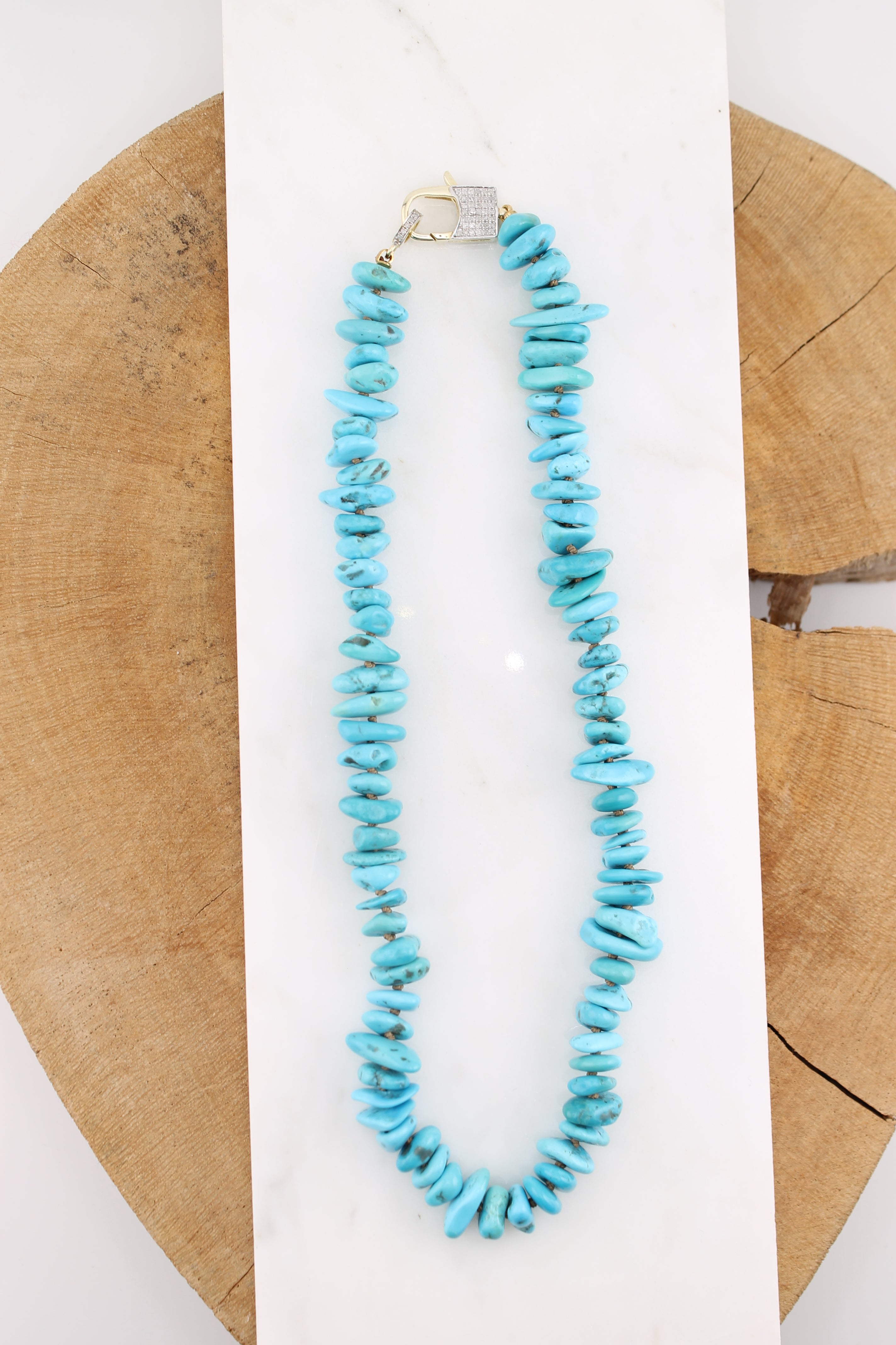 17" Jagged Sleeping Beauty Turquoise Necklace (y10439b)