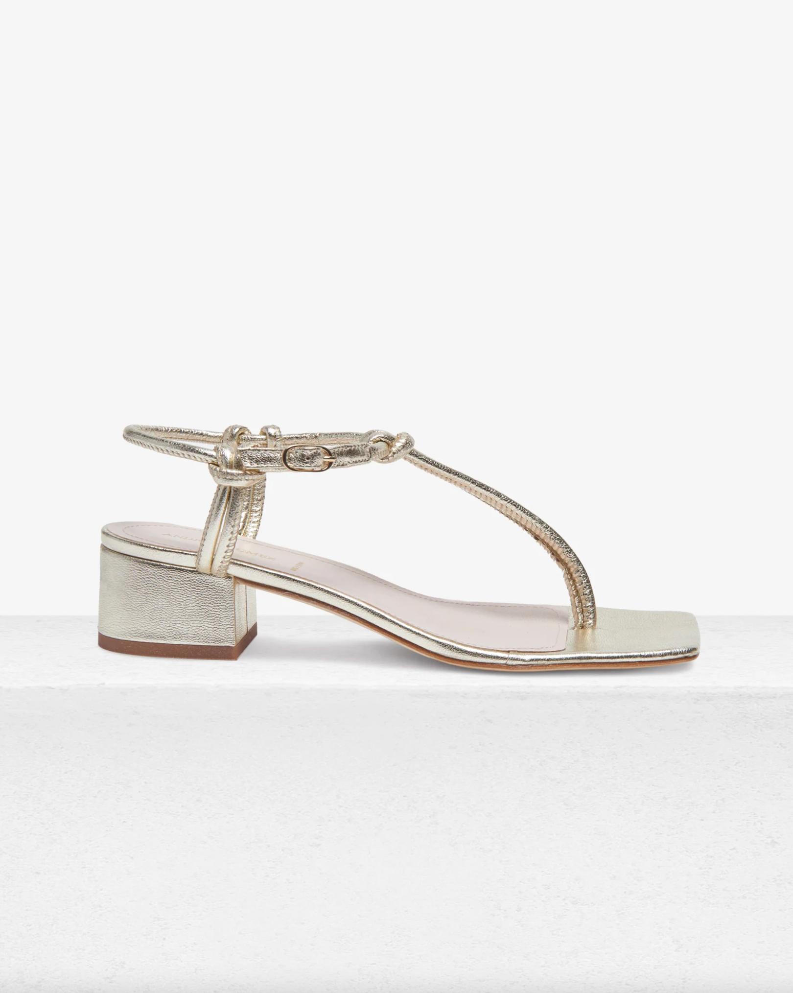 Alexa Sandal-Gold