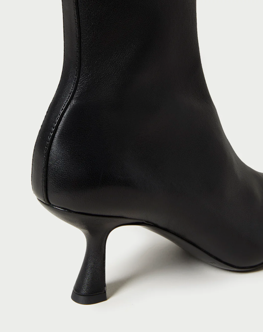 Thandy Curved Heel Boot - Black