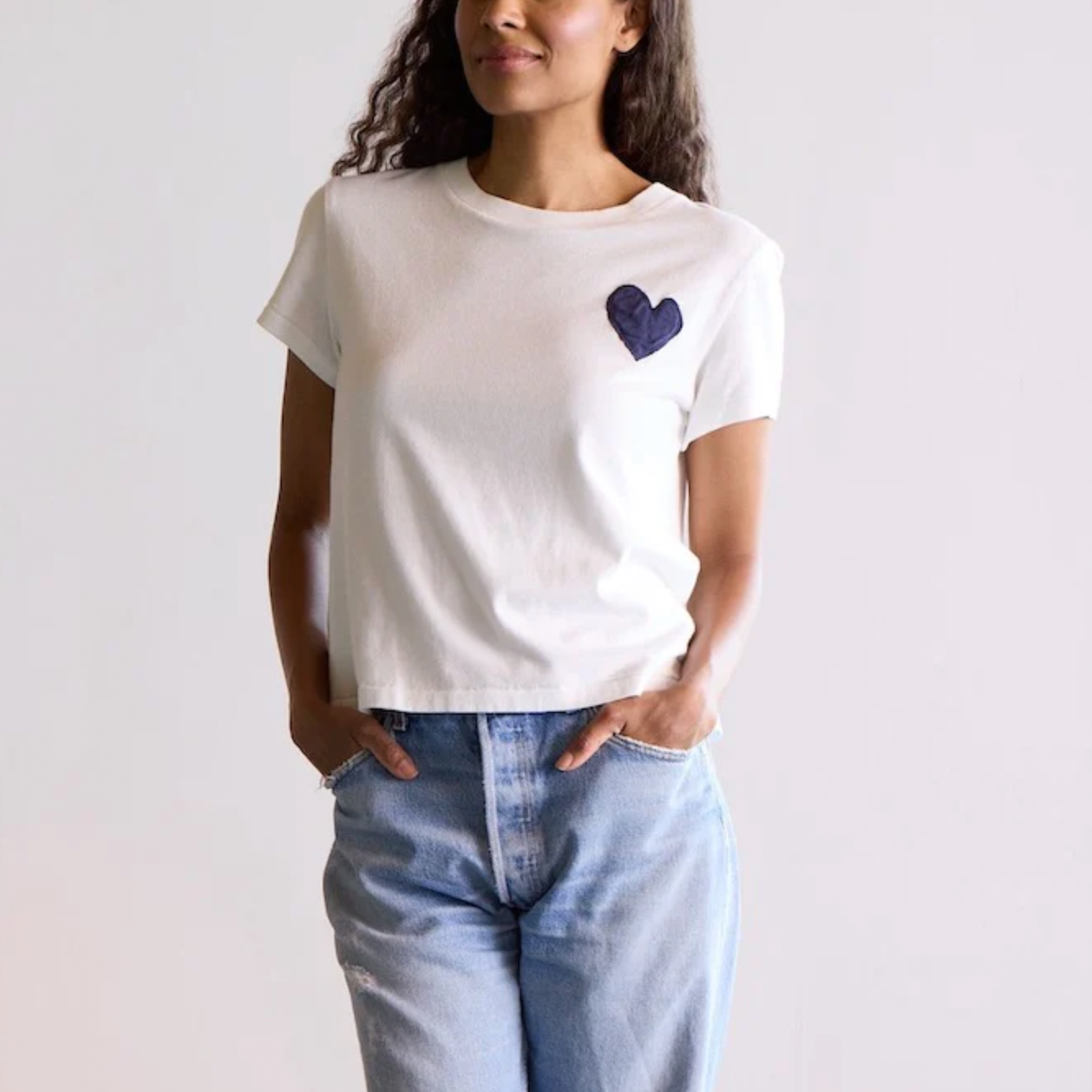 The Suke Tee Contrast Imperfect Heart - White