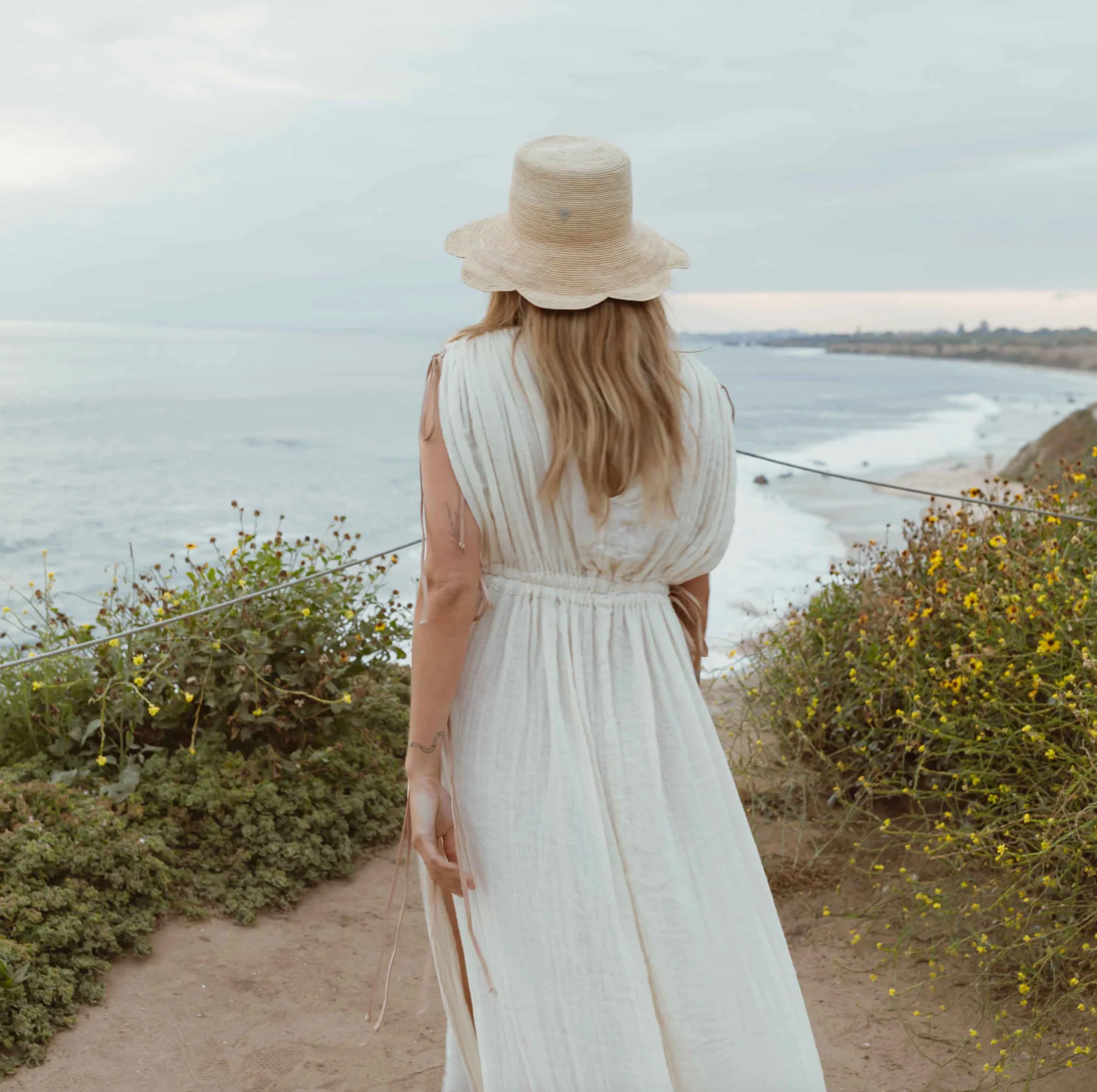 Scallop Crochet Bucket - Natural