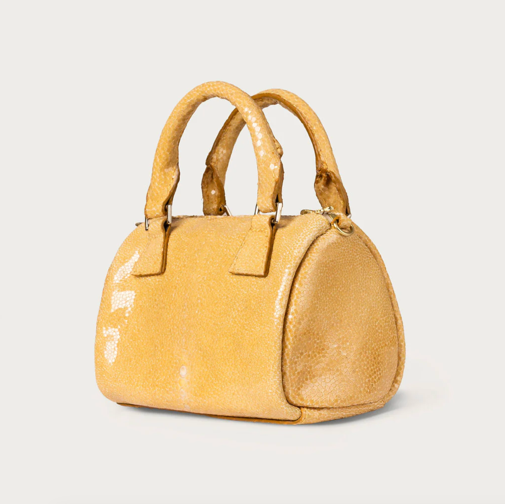 Ella Stingray Sand w/ Butterfly Charm