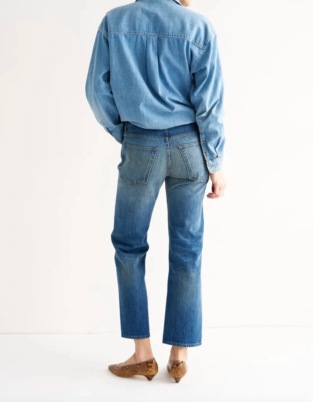 The Hero Jean - Classic Dark