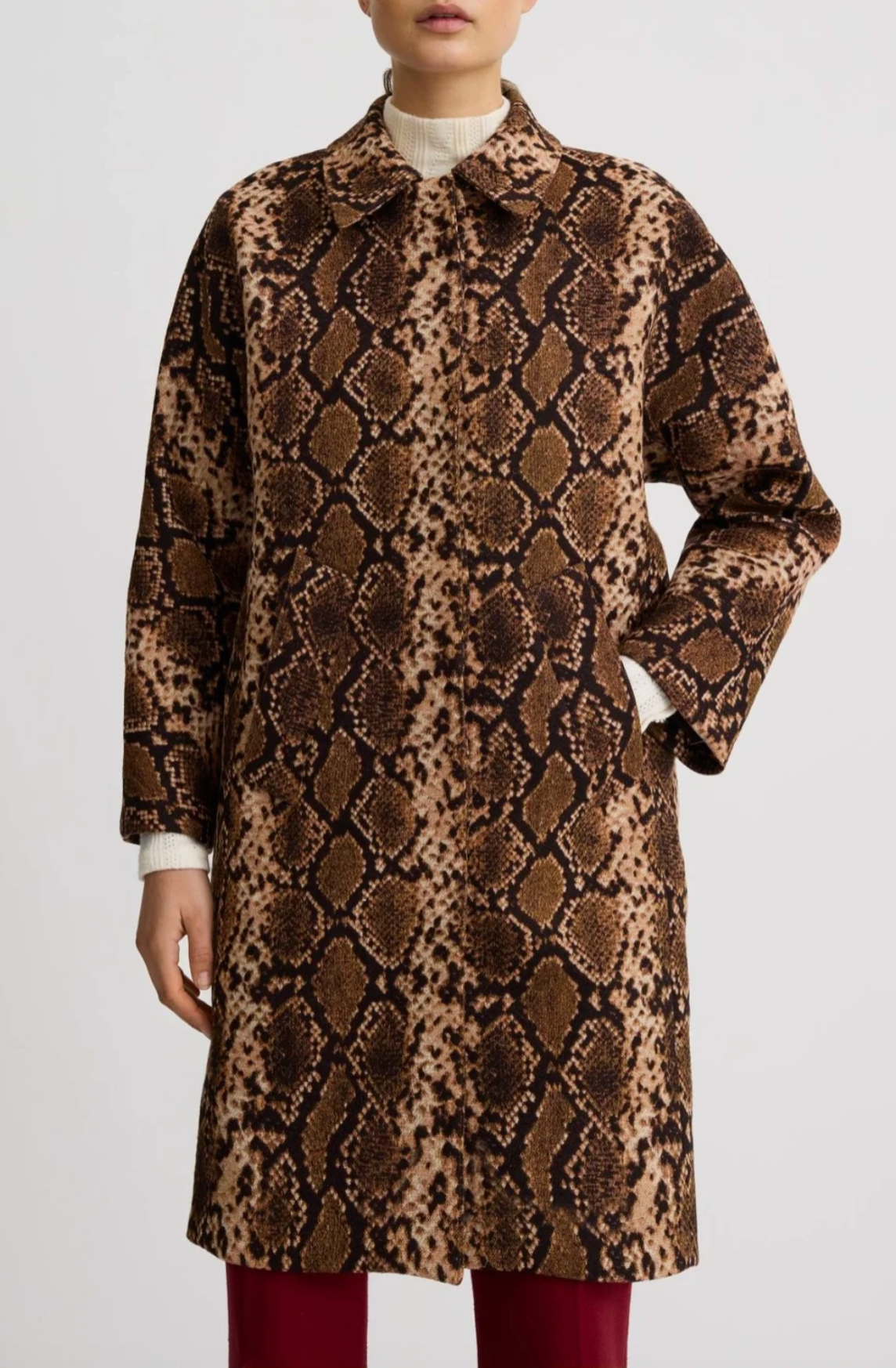 Clean Coat - Sepia Snake