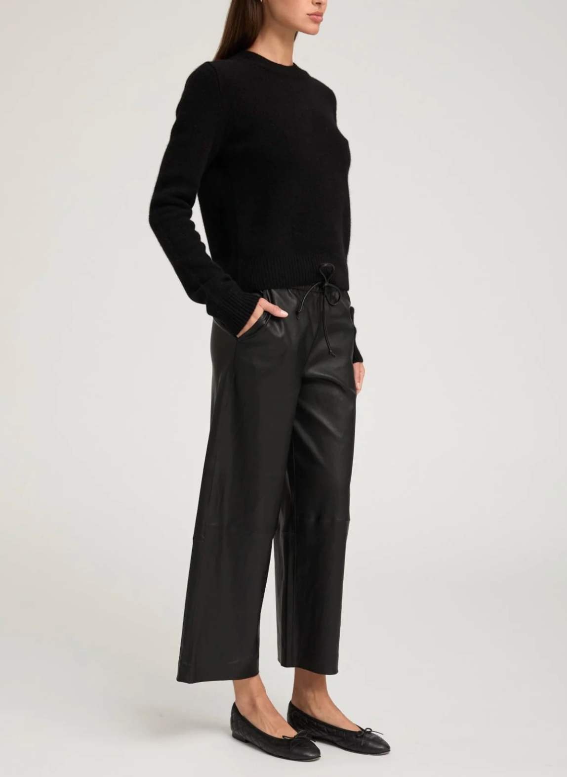 Cropped Baggy Trousers - Black