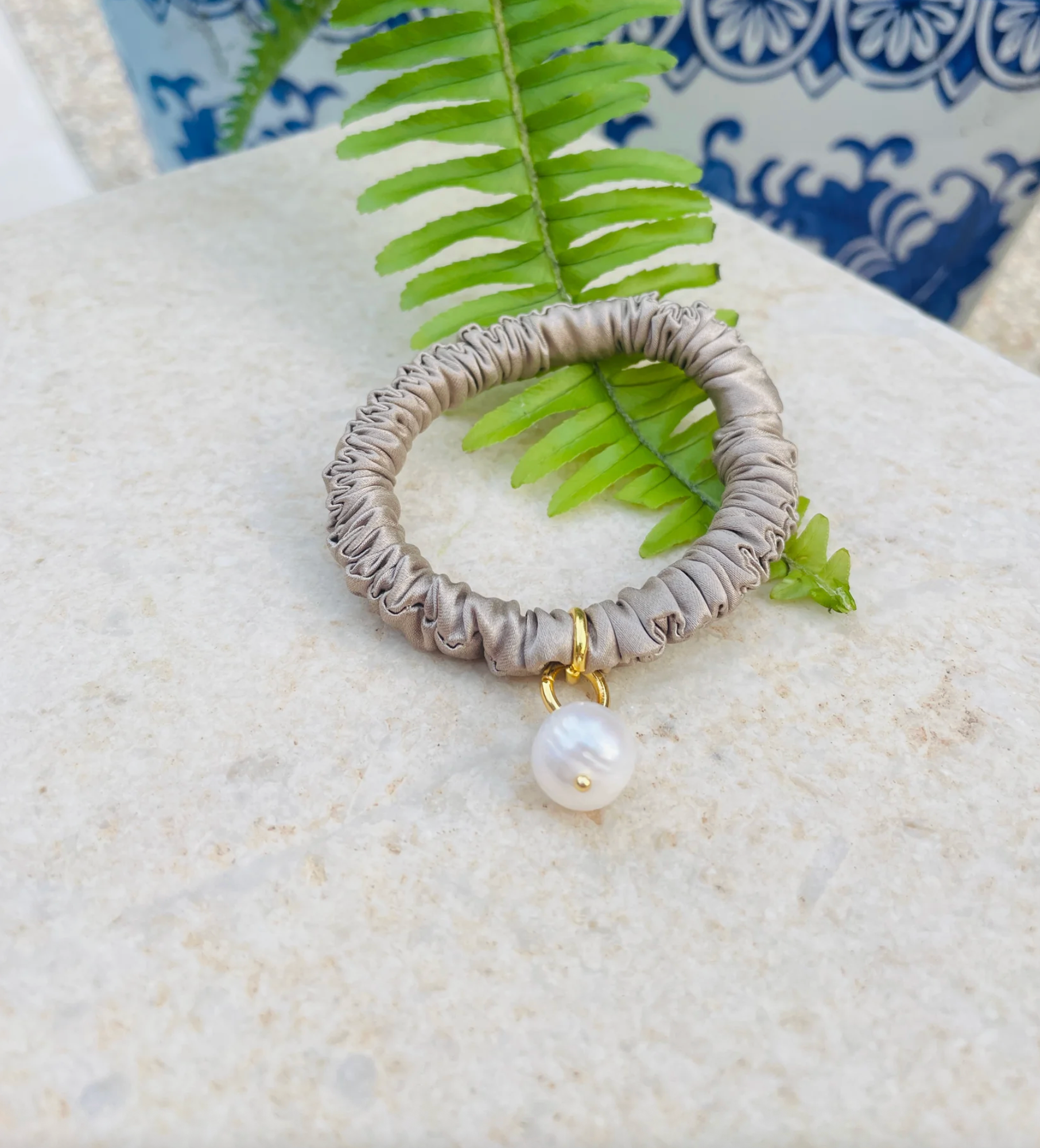 Luxe Loop - One Charm