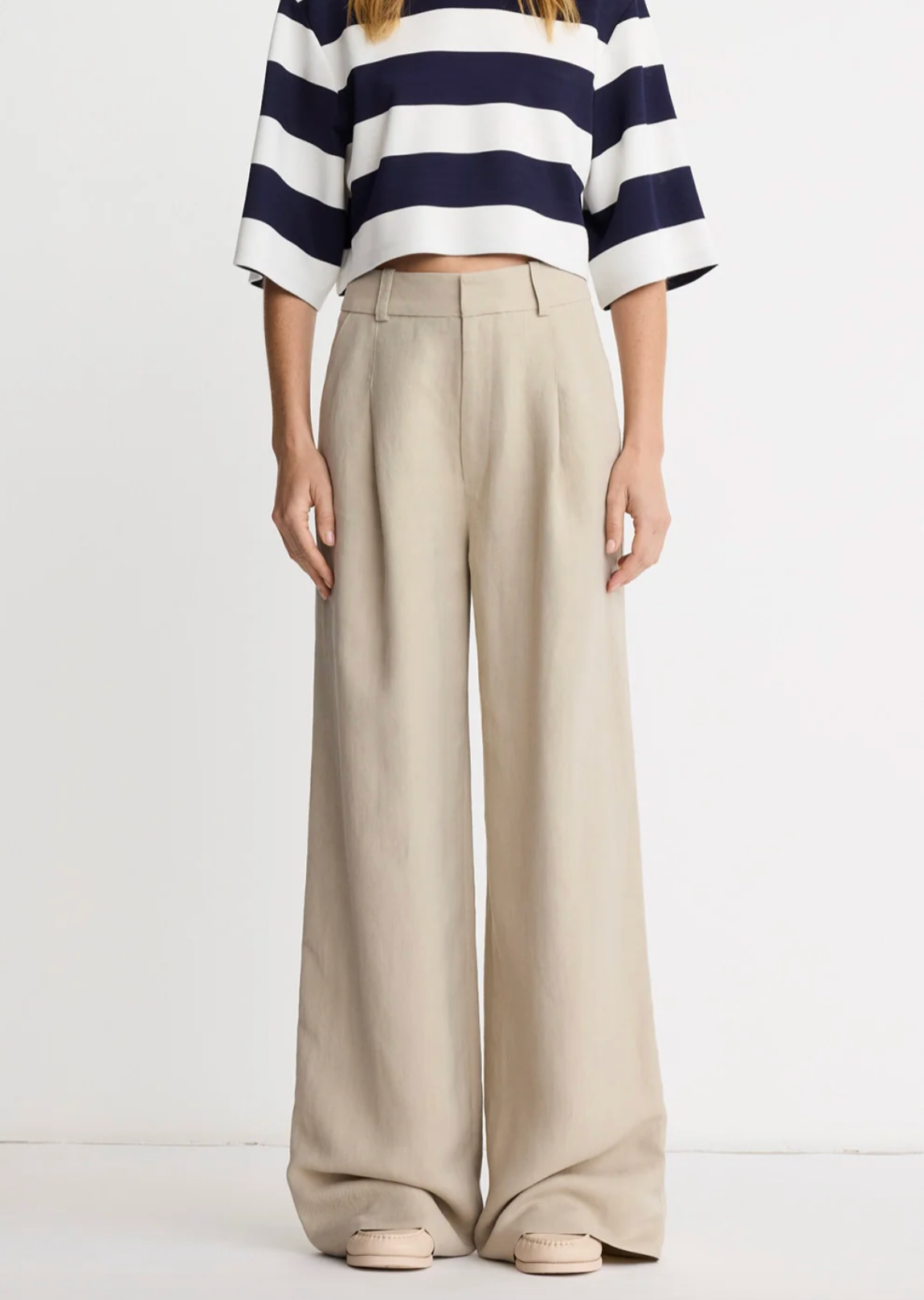 Pleated Trouser- Cafe Au Lait